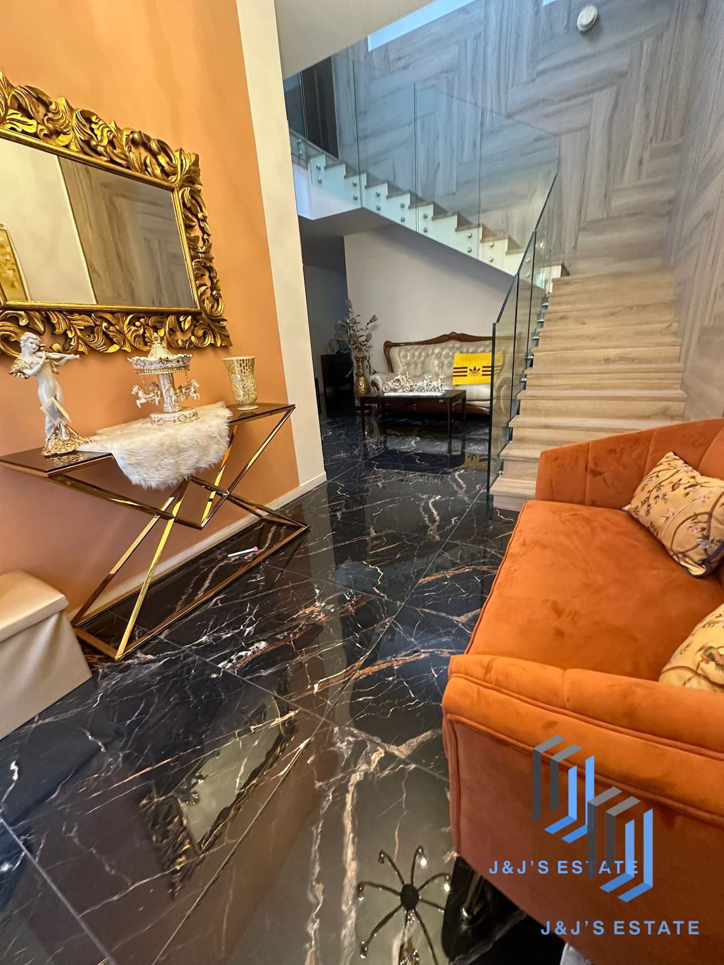 Modern 3-Bedroom House with Private Pool in Tarxien · 15
