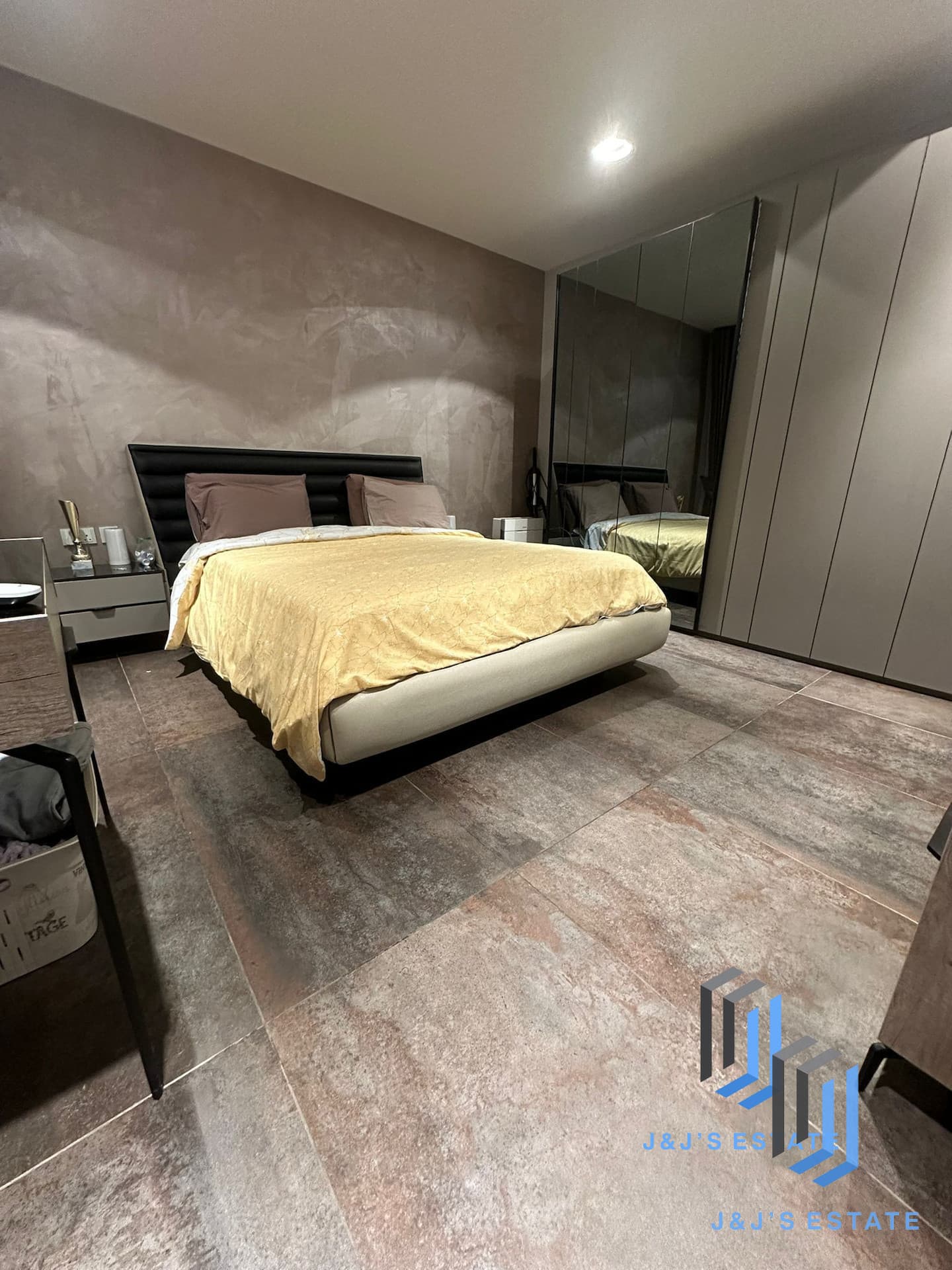 Modern 3-Bedroom House with Private Pool in Tarxien · 18