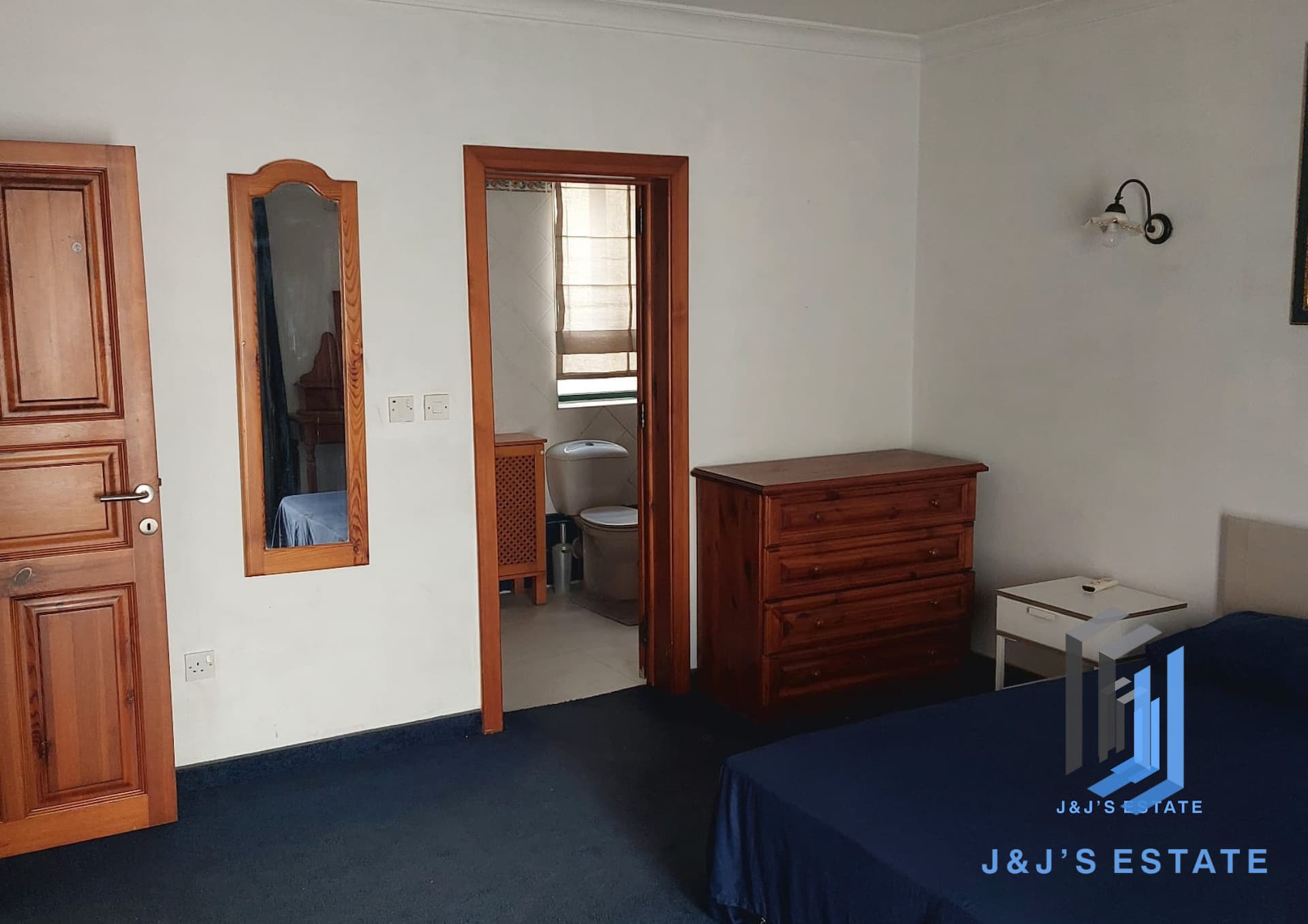 Spacious 3-Bedroom Apartment with Large Terrace in Msida · 3