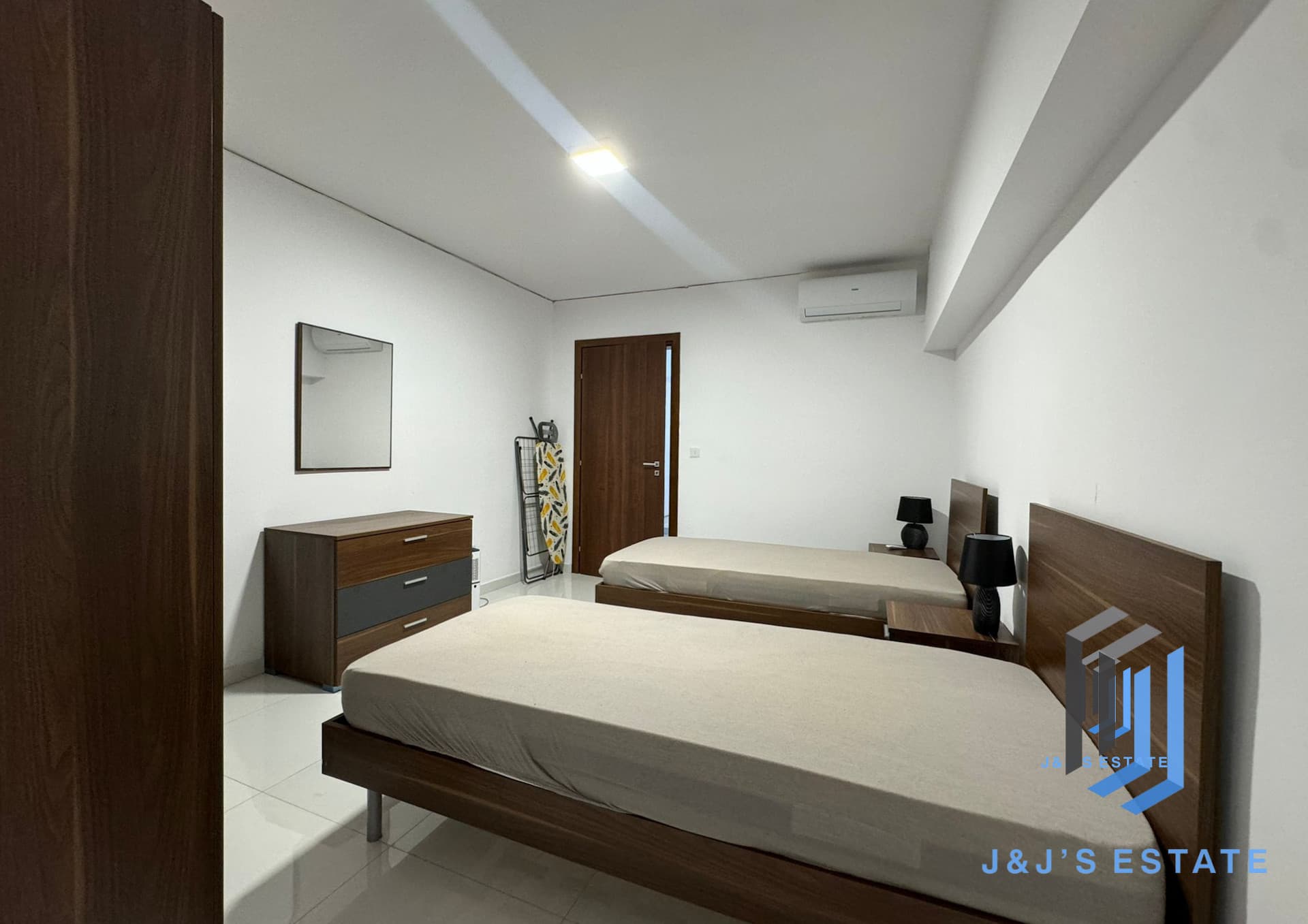 Brand-New 2-Bedroom Apartment in St. Julian's · 6