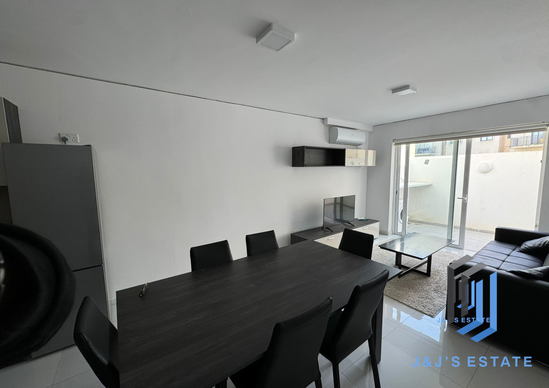 Brand-New 2-Bedroom Apartment in St. Julian's · 7