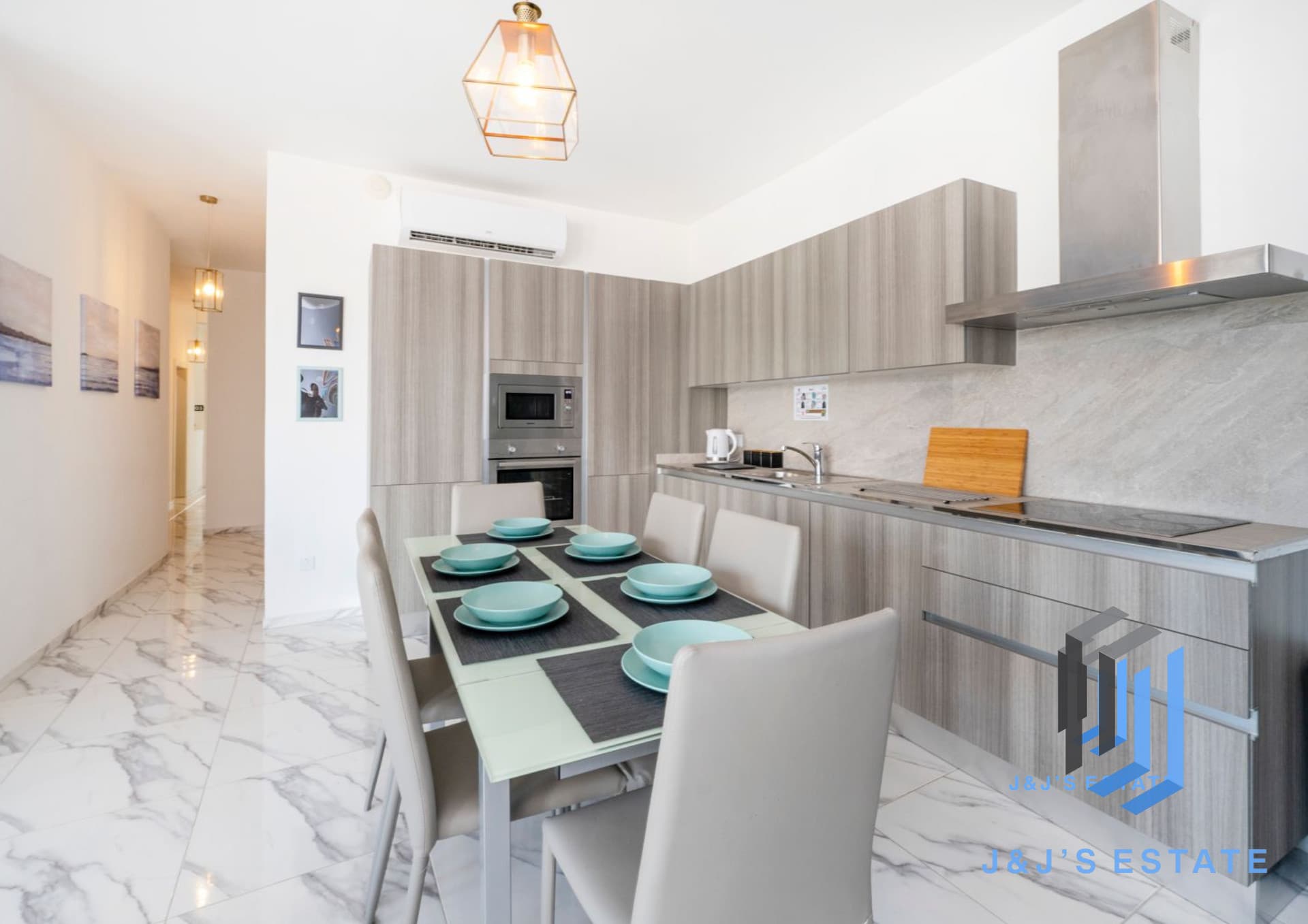 Bright and Spacious 3-Bedroom Apartment in Swieqi · 2