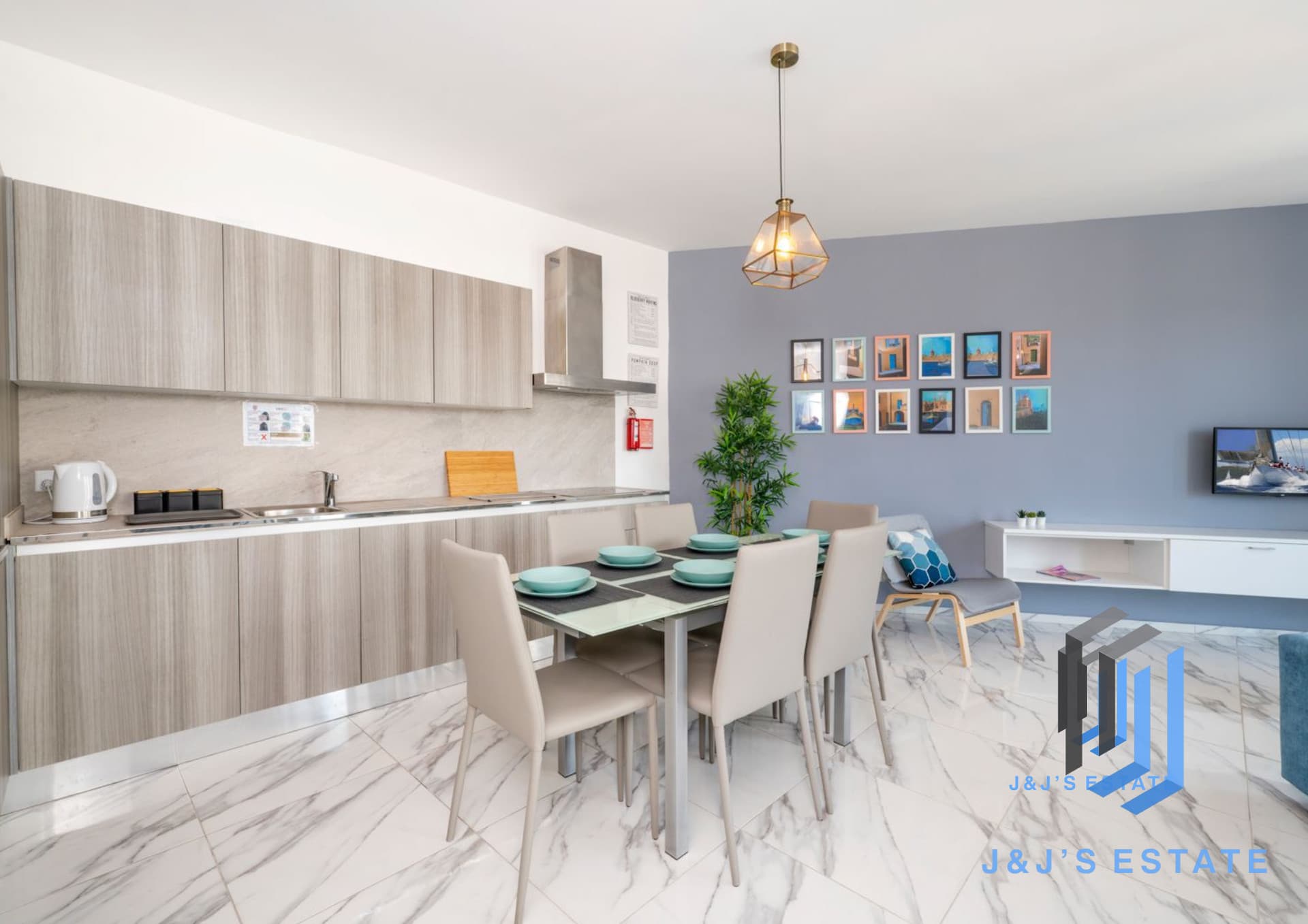 Bright and Spacious 3-Bedroom Apartment in Swieqi · 3
