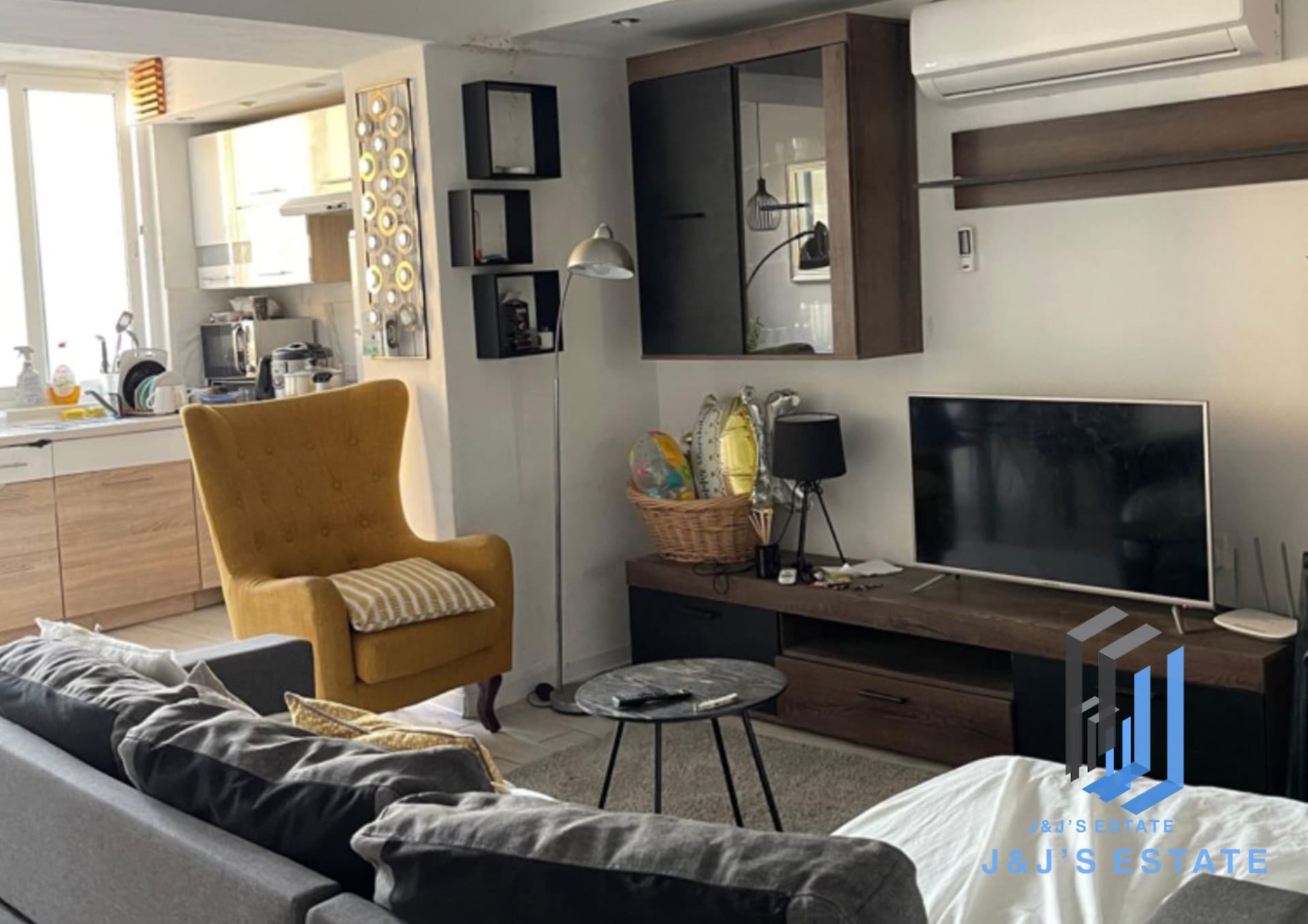 Modern 2-Bedroom Apartment with Balcony in Swieqi · 1