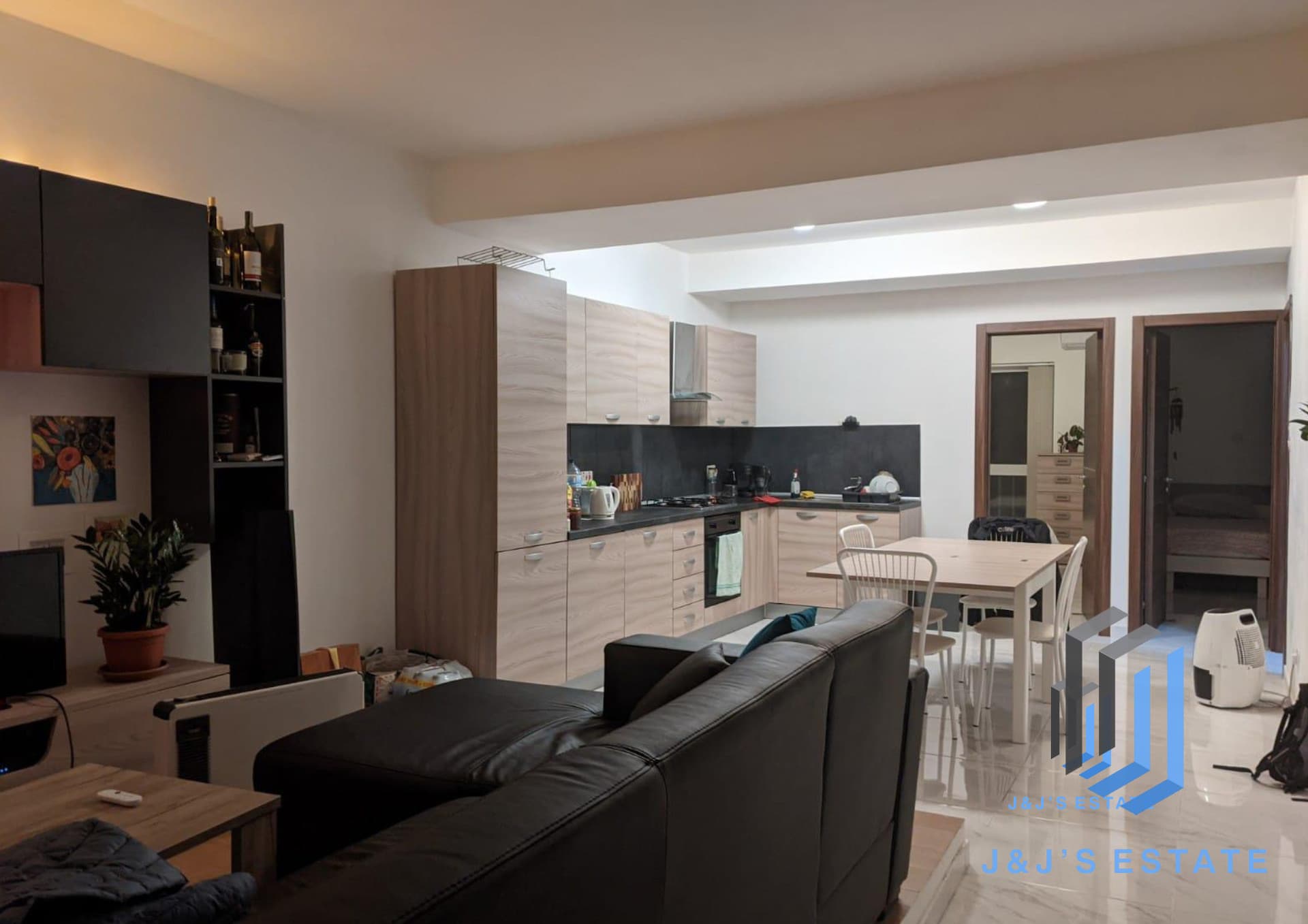 2-Bedroom Maisonette with Back Terrace in Swatar · 1