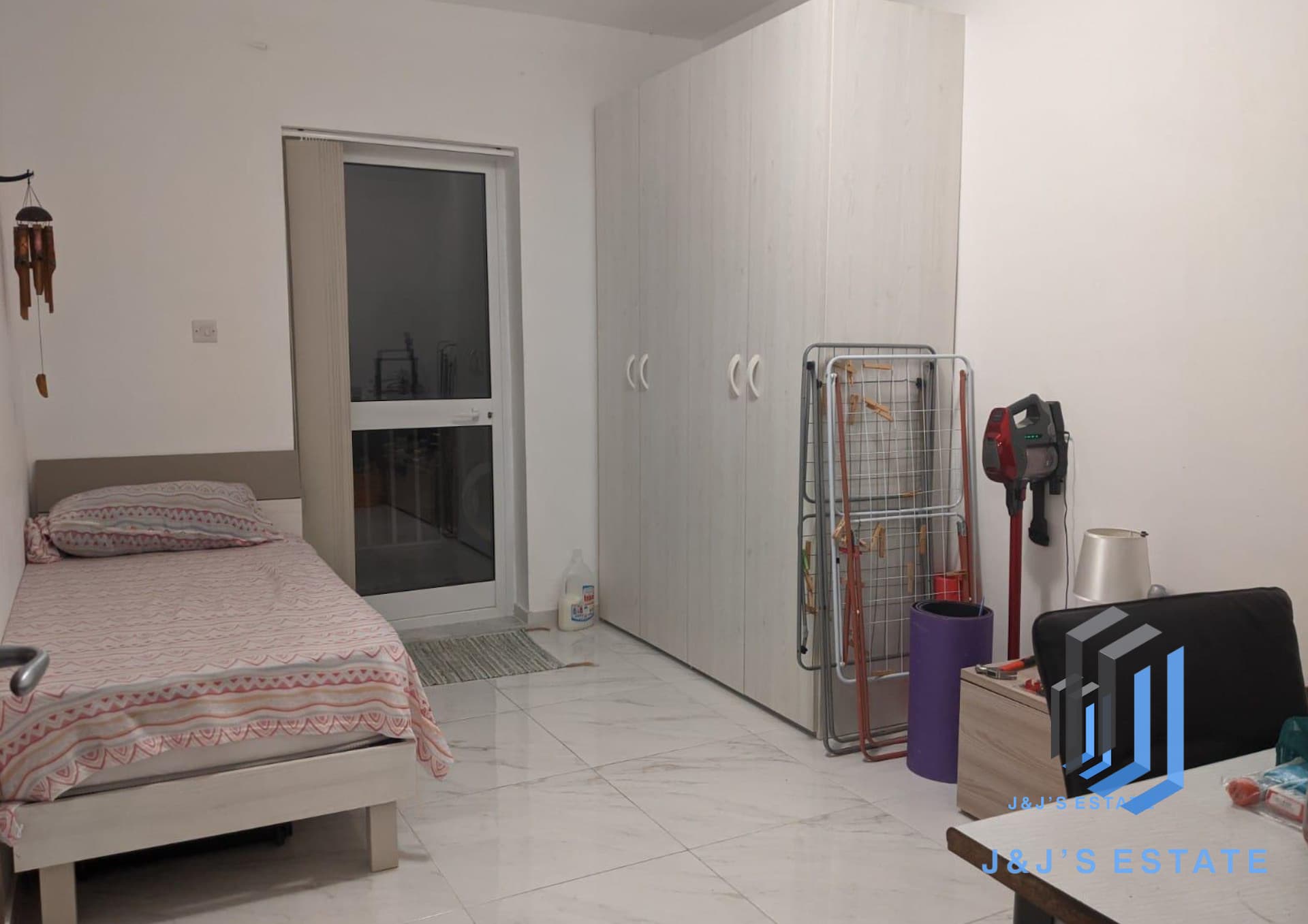 2-Bedroom Maisonette with Back Terrace in Swatar · 4