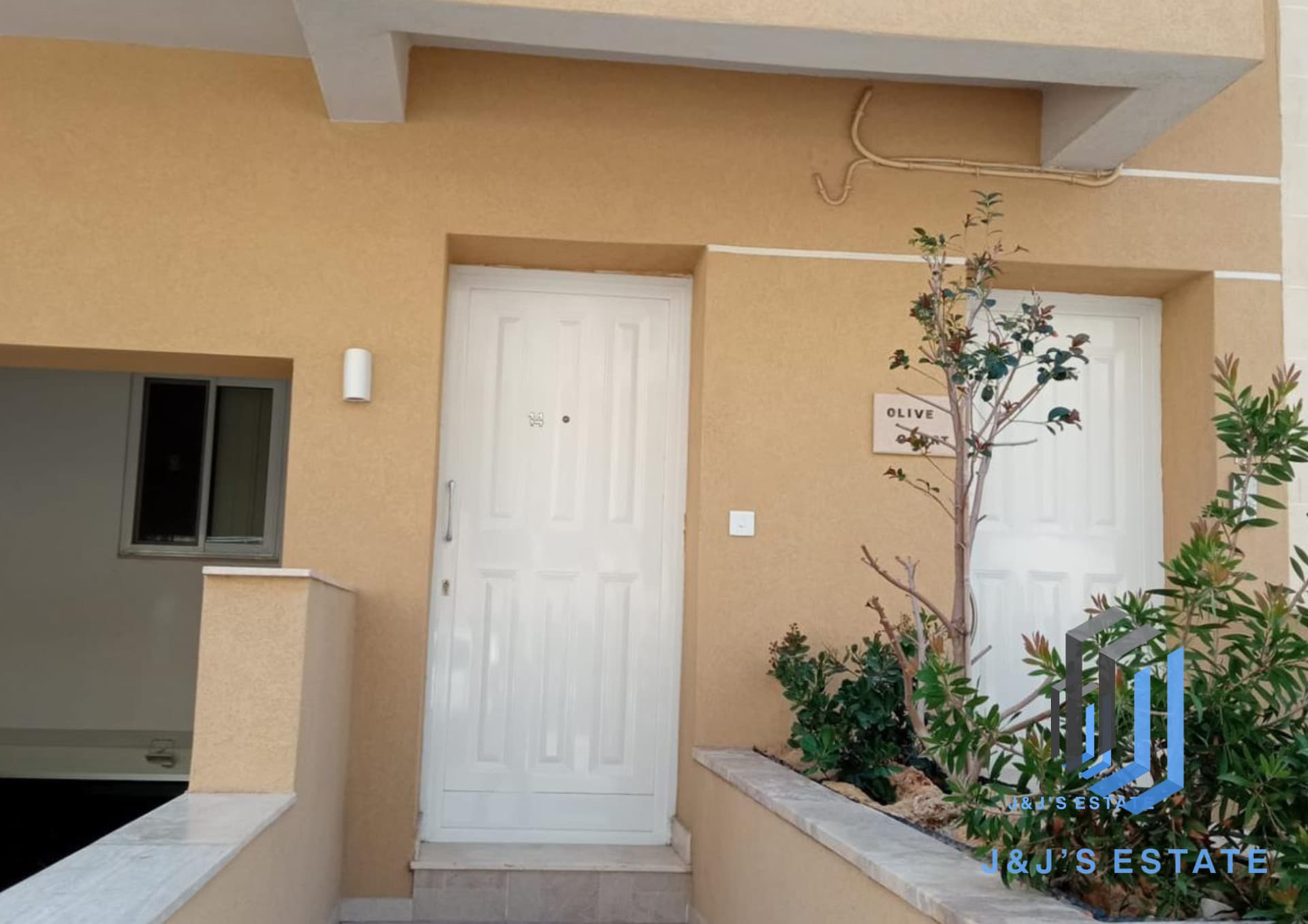 2-Bedroom Maisonette with Back Terrace in Swatar · 5