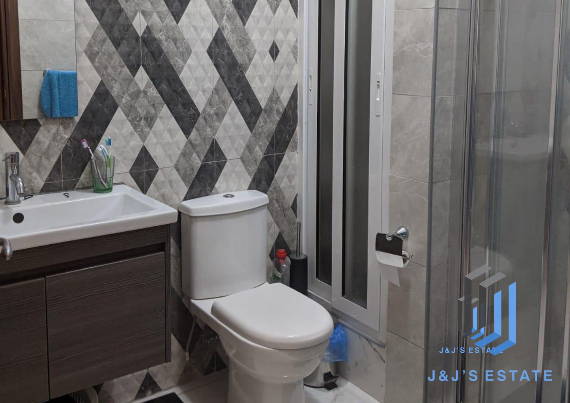 2-Bedroom Maisonette with Back Terrace in Swatar · 7