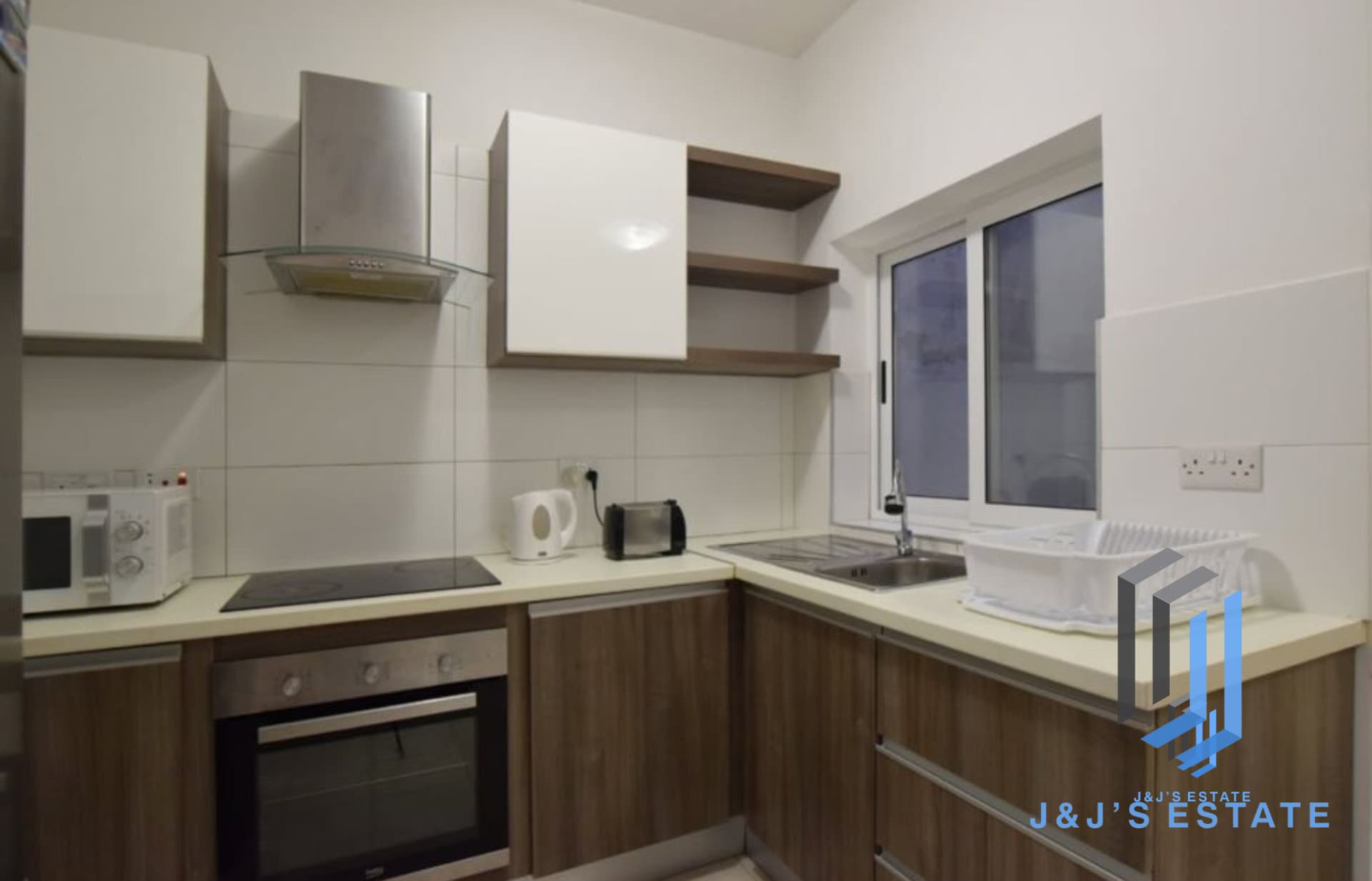 2-Bedroom Apartment in Prime Balluta, Sliema · 2