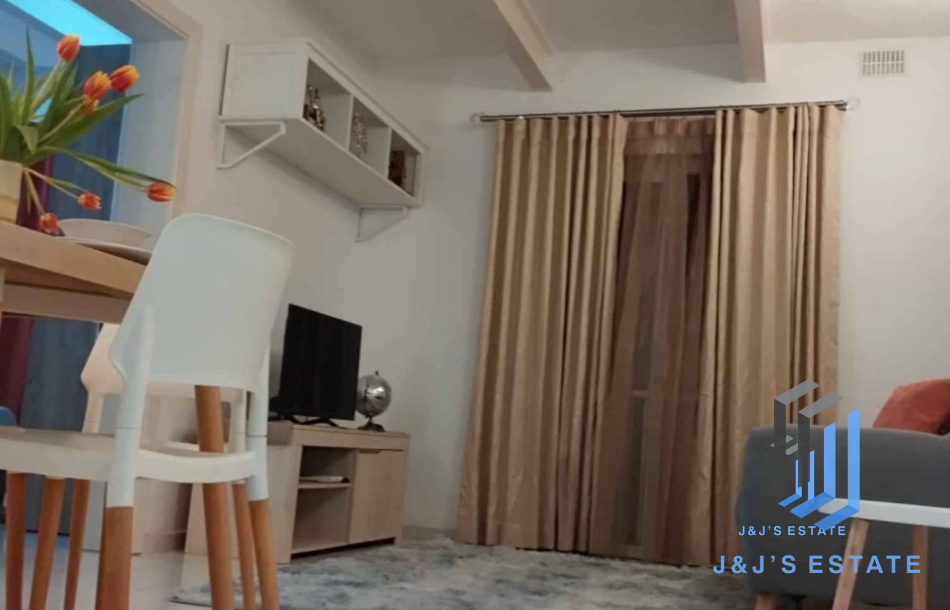 Modern 2-Bedroom Apartment with Balcony in Sliema · 7