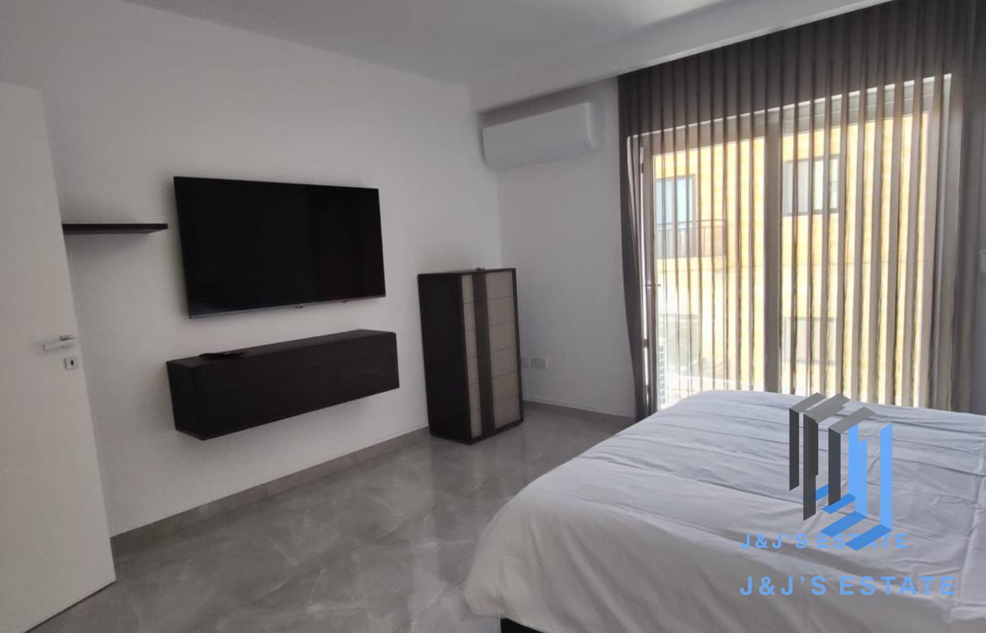 Modern 3-Bedroom Apartment in Siggiewi · 3