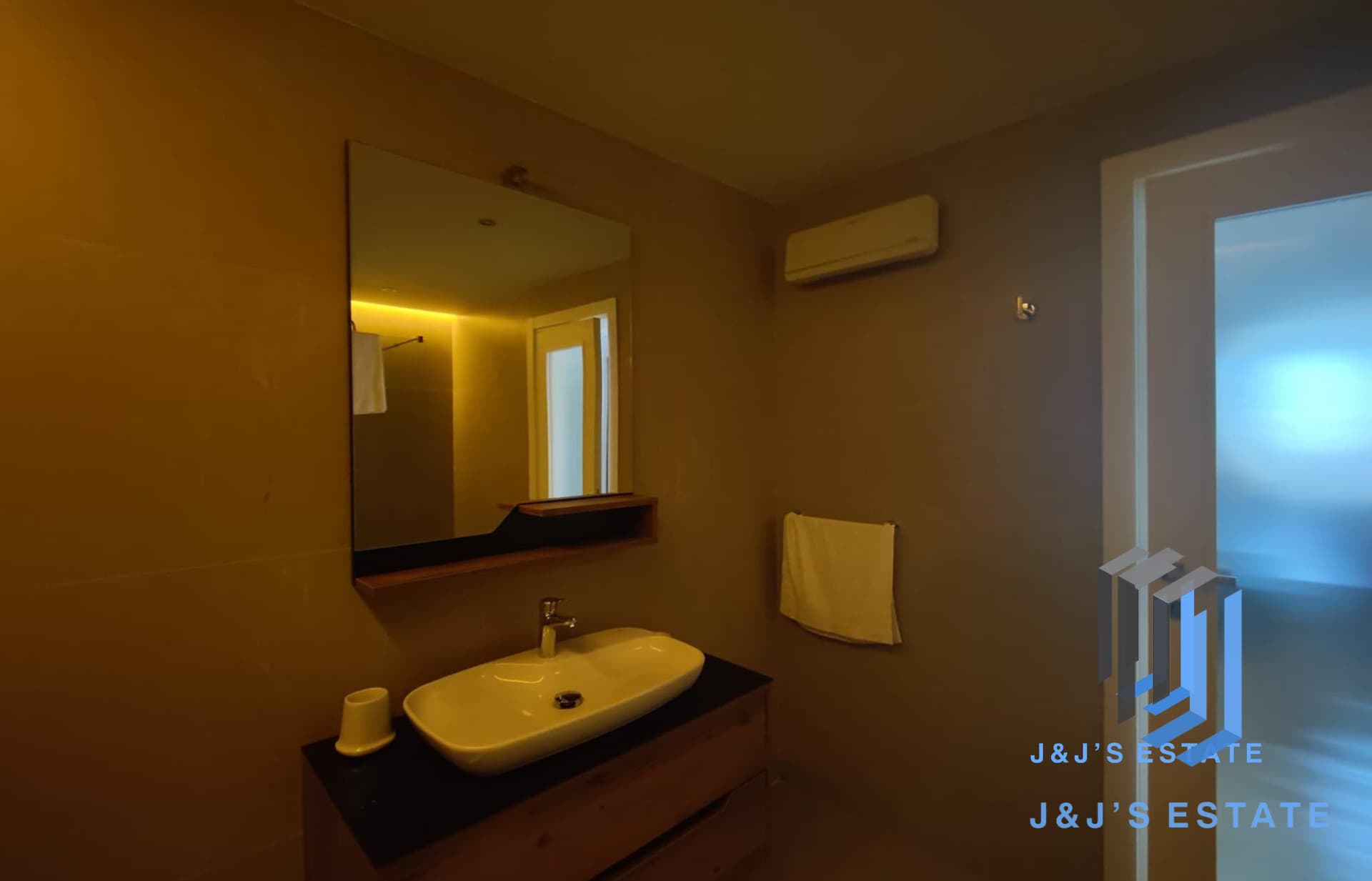 Modern 3-Bedroom Apartment in Siggiewi · 7
