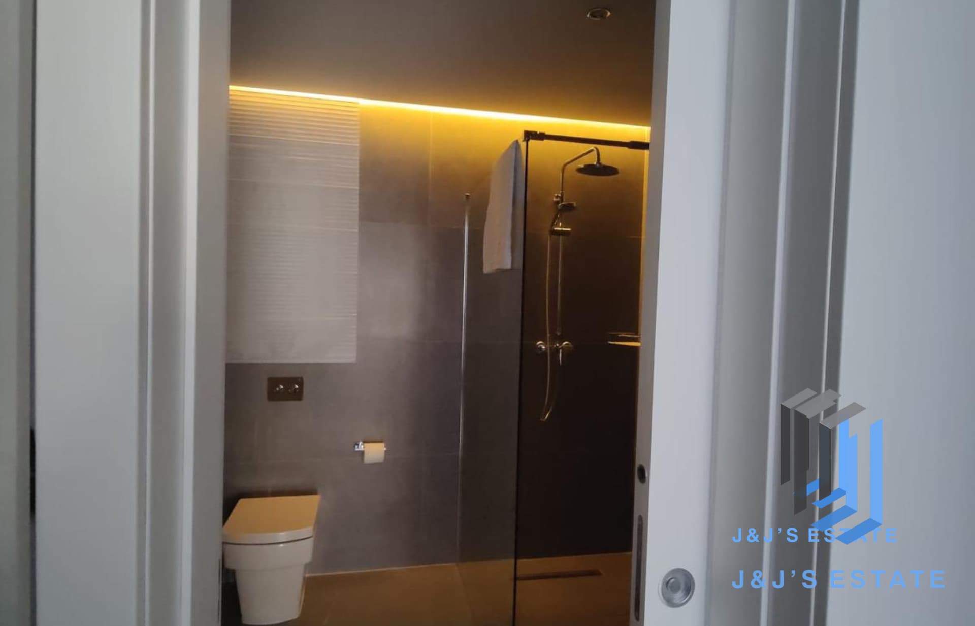 Modern 3-Bedroom Apartment in Siggiewi · 13