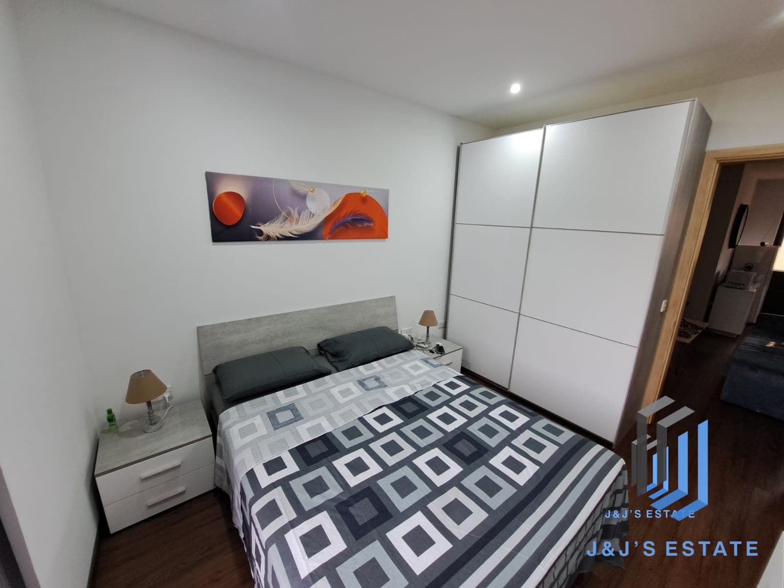 Bright and Modern 2-Bedroom Apartment in Gozo · 5