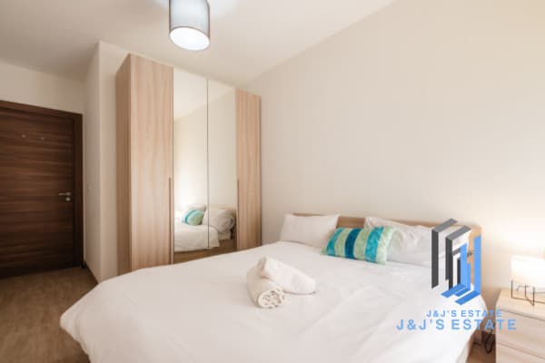 Modern 3-Bedroom Apartment in Naxxar – Ready to Move In · 12