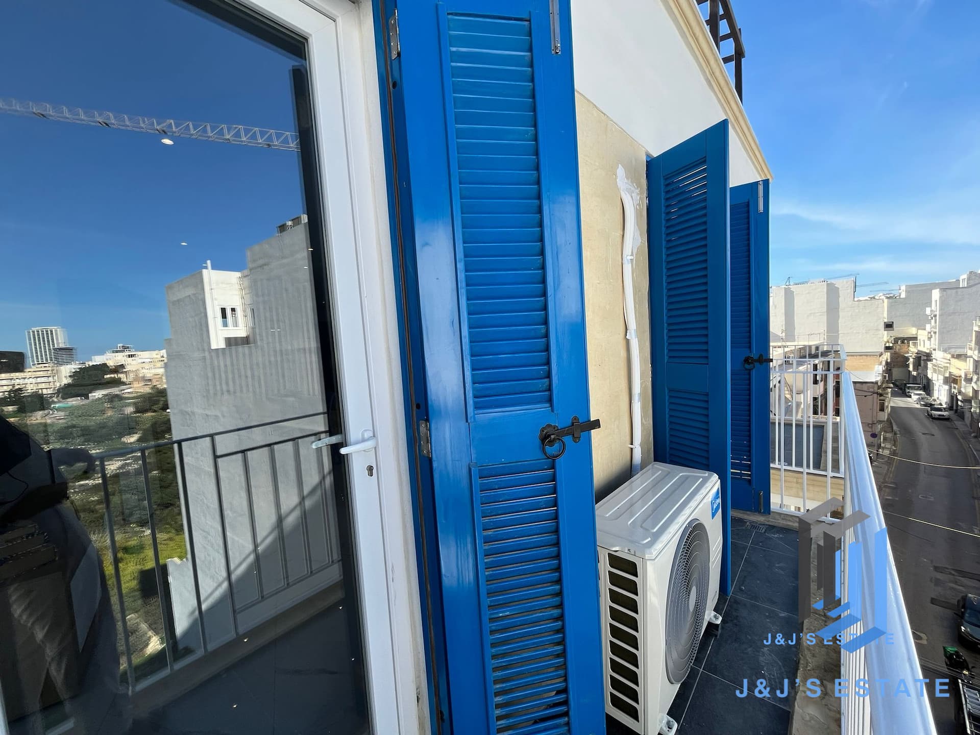 Bright & Modern 1-Bedroom Apartment in St Julian's · 5