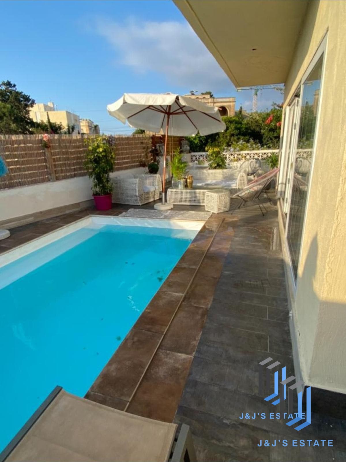 Stunning 2-Bedroom Maisonette in Swieqi · 5
