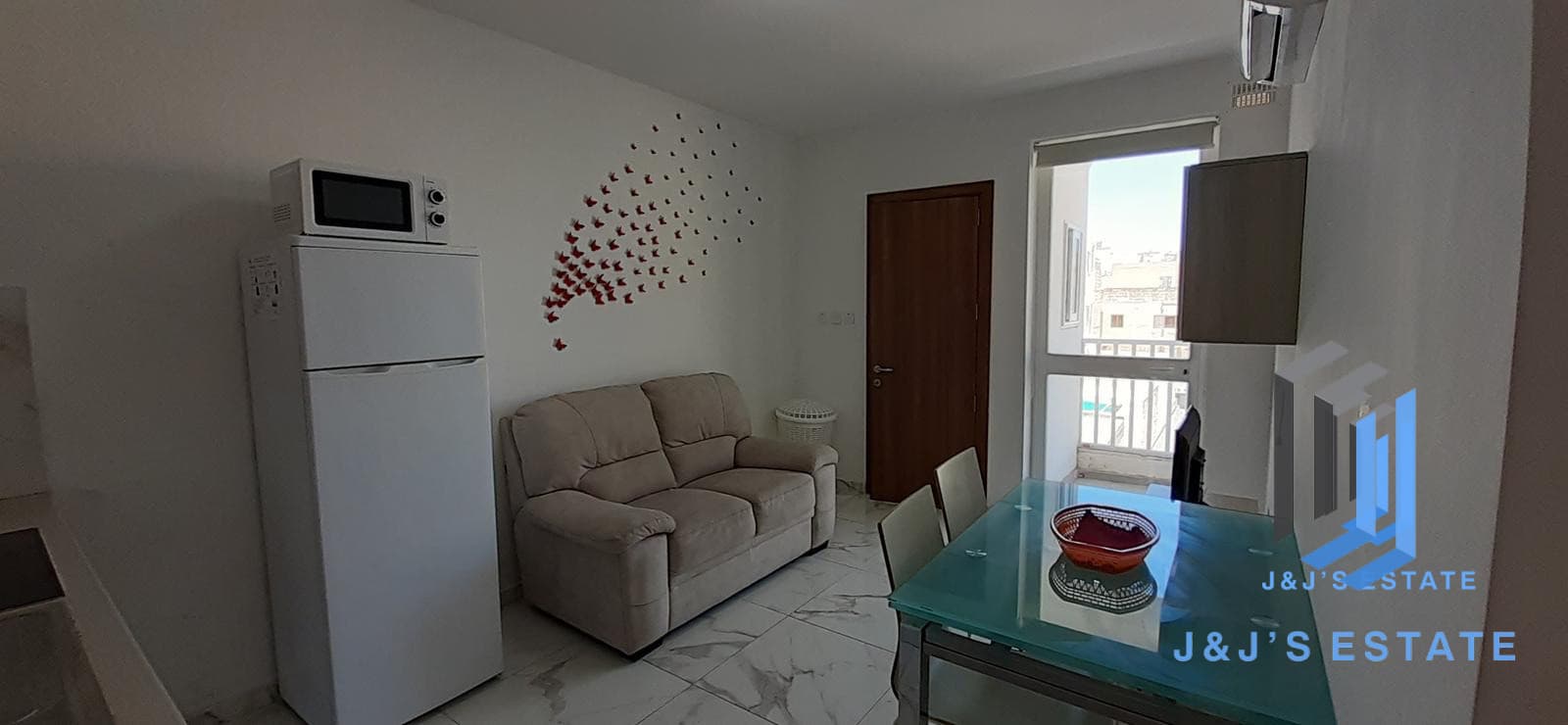 Modern Studio Apartment in Mosta · 1