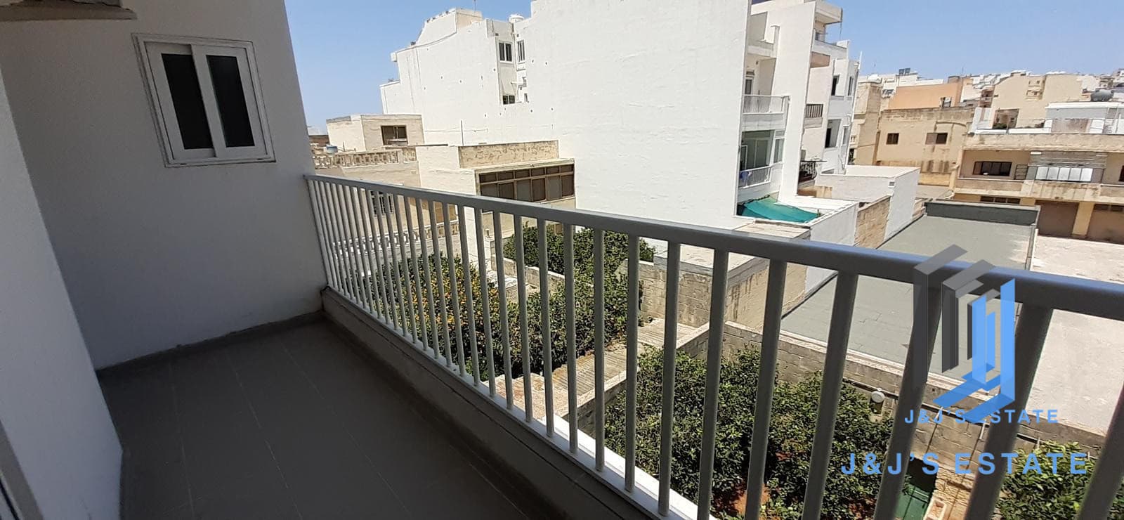 Modern Studio Apartment in Mosta · 6