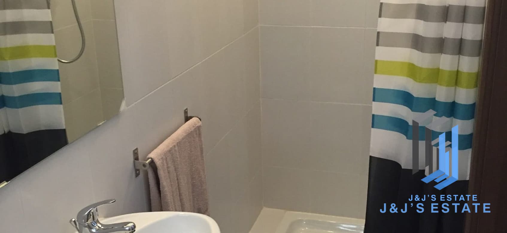 Spacious Studio in Gzira · 13