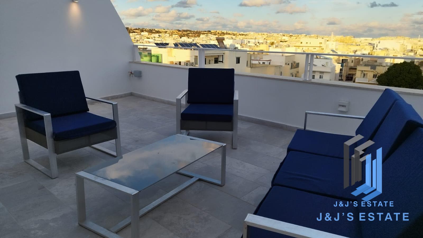 2 bedrooms · Apartment in Balzan