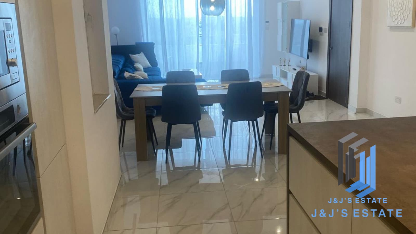 Modern Penthouse in Balzan · 7