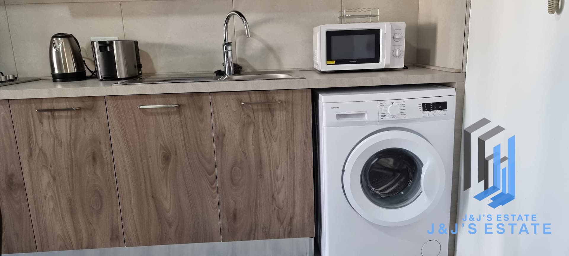 One-bedroom apartment with large terrace and sea view in Marsaskala · 5