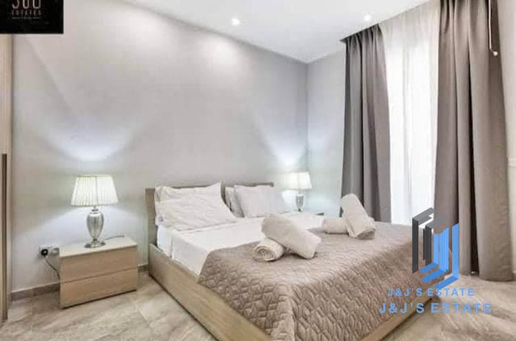 Luxurious 2-Bedroom Apartment with Marina Views in Ta'Xbiex · 3