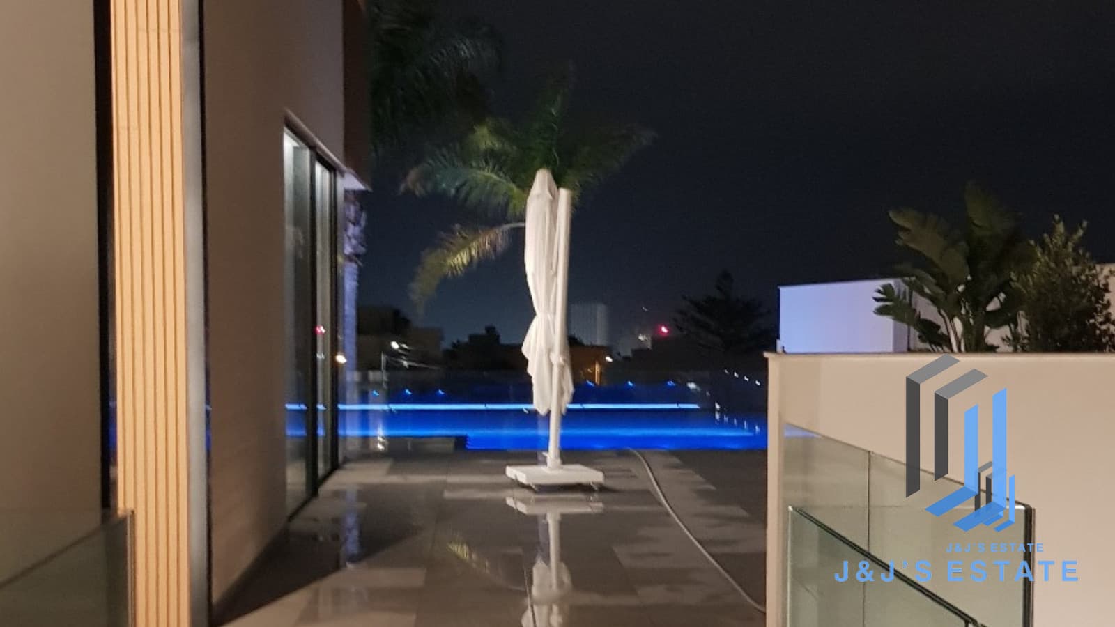Luxury 6-Bedroom Villa with Sea Views in Madliena · 4