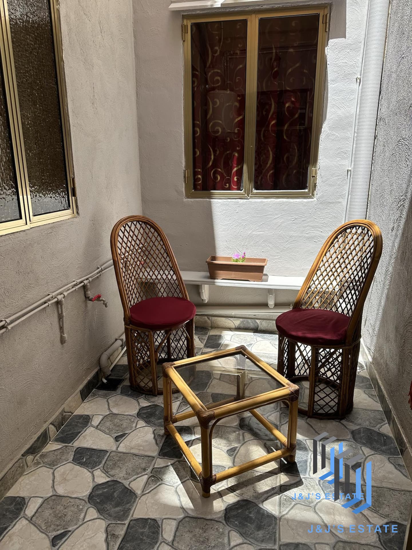3-Bedroom Apartment with Valley & Sea Views – San Gwann · 12