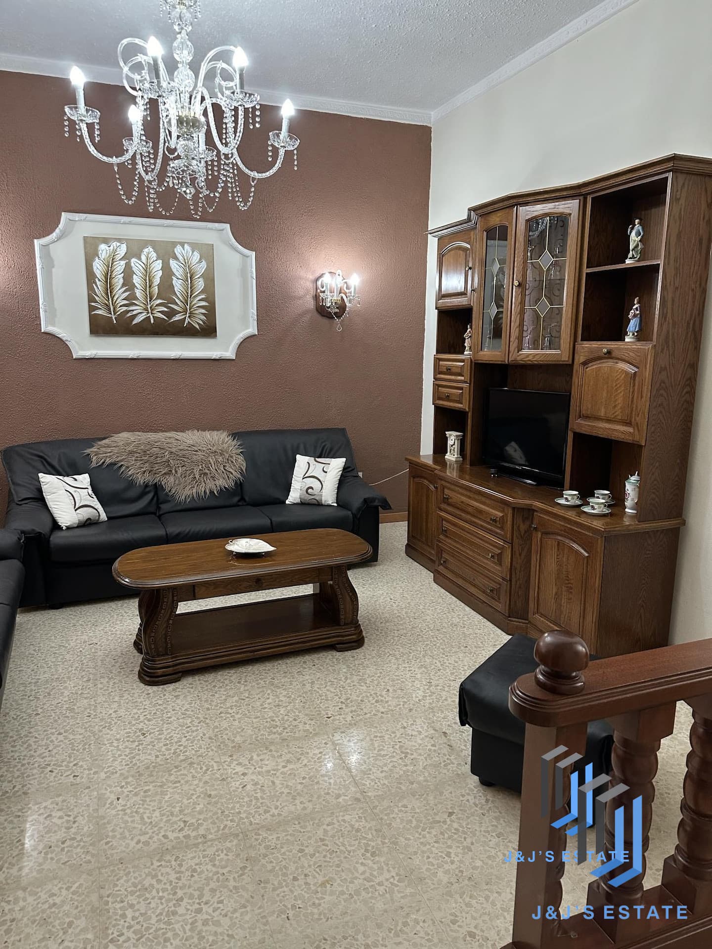 3-Bedroom Apartment with Valley & Sea Views – San Gwann · 13