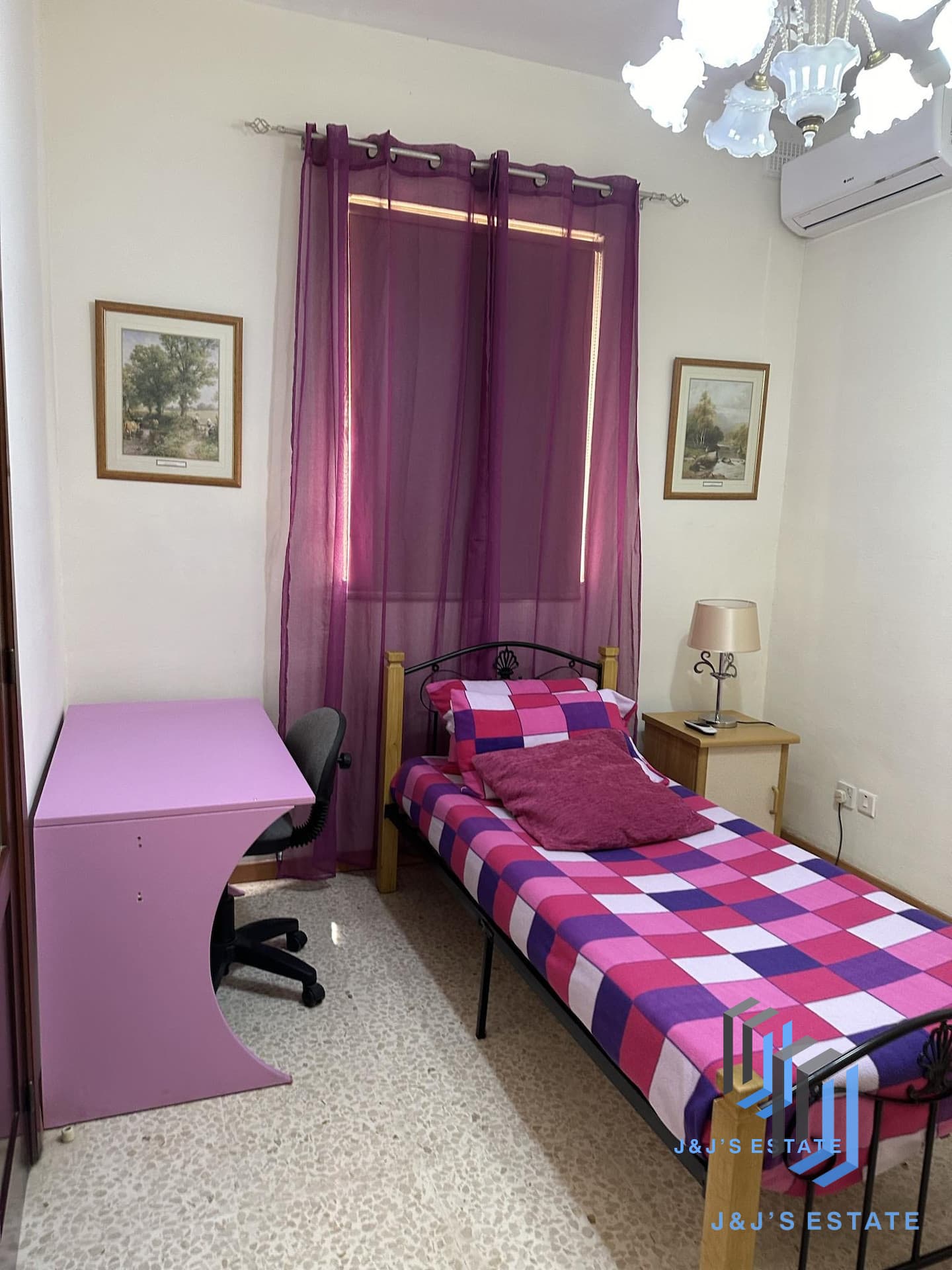 3-Bedroom Apartment with Valley & Sea Views – San Gwann · 17