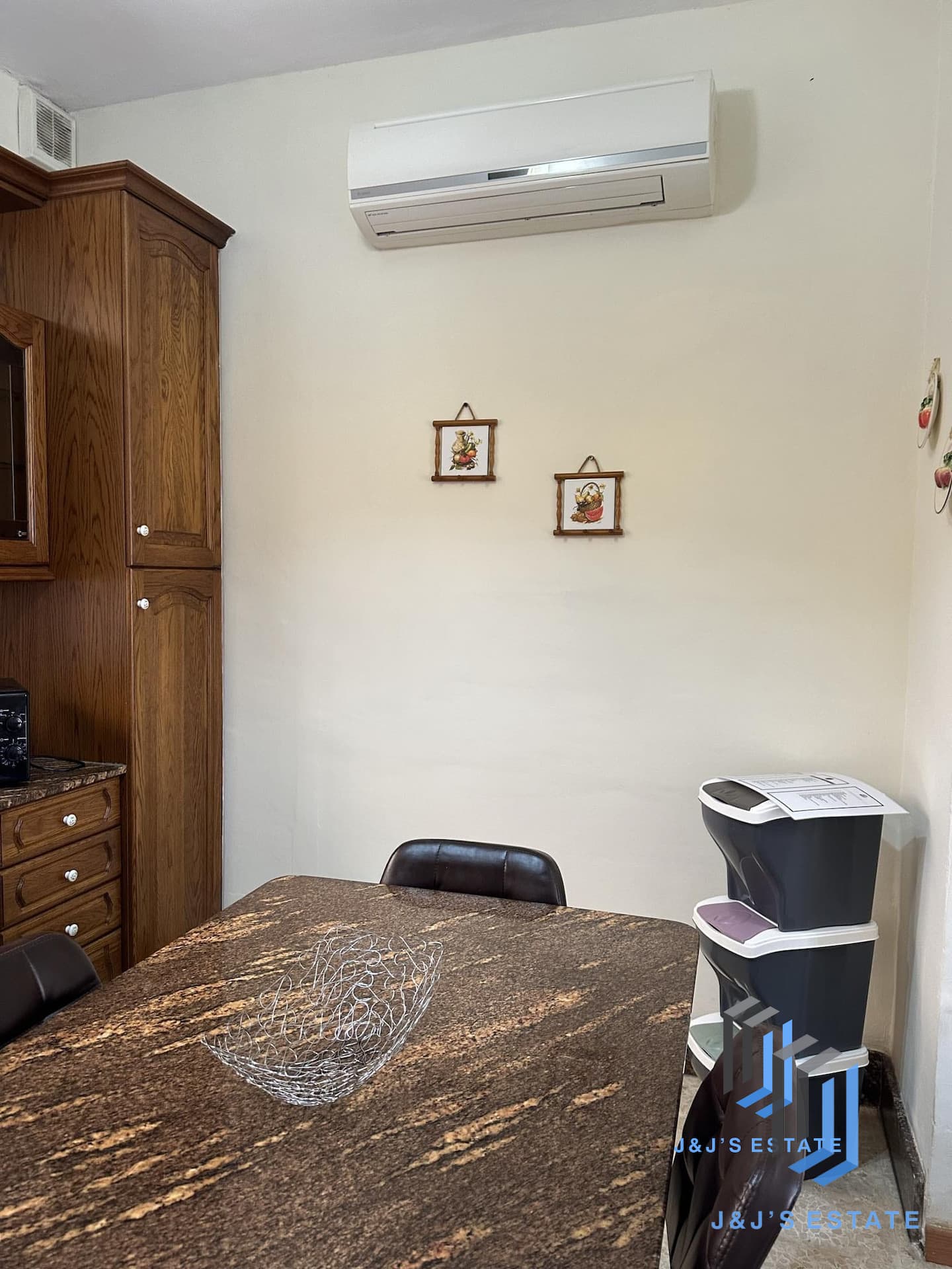 3-Bedroom Apartment with Valley & Sea Views – San Gwann · 18