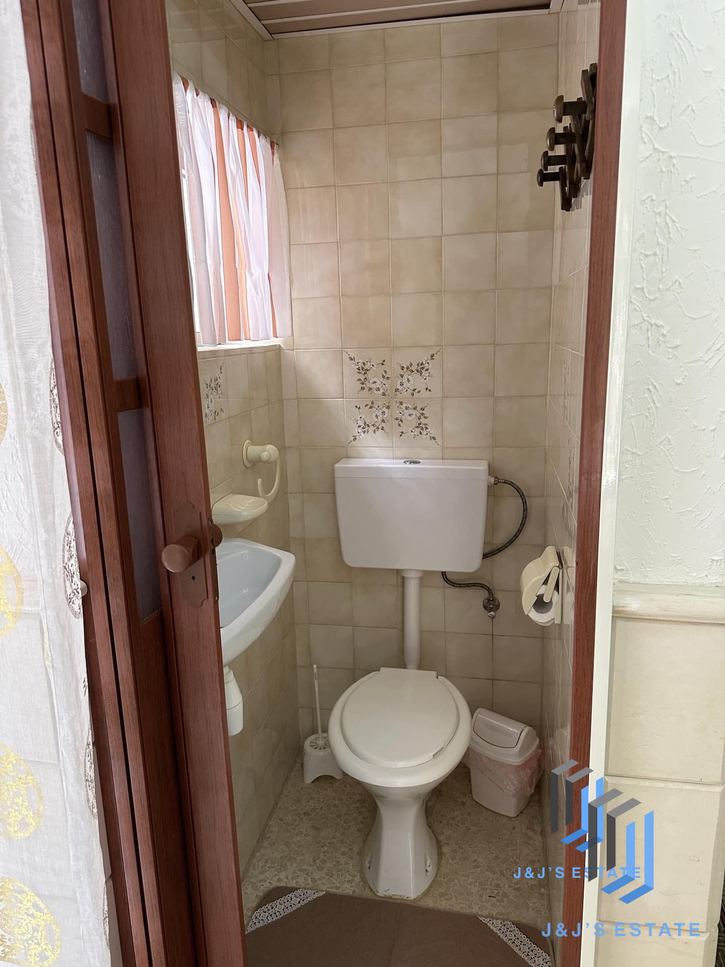 3-Bedroom Apartment with Valley & Sea Views – San Gwann · 23