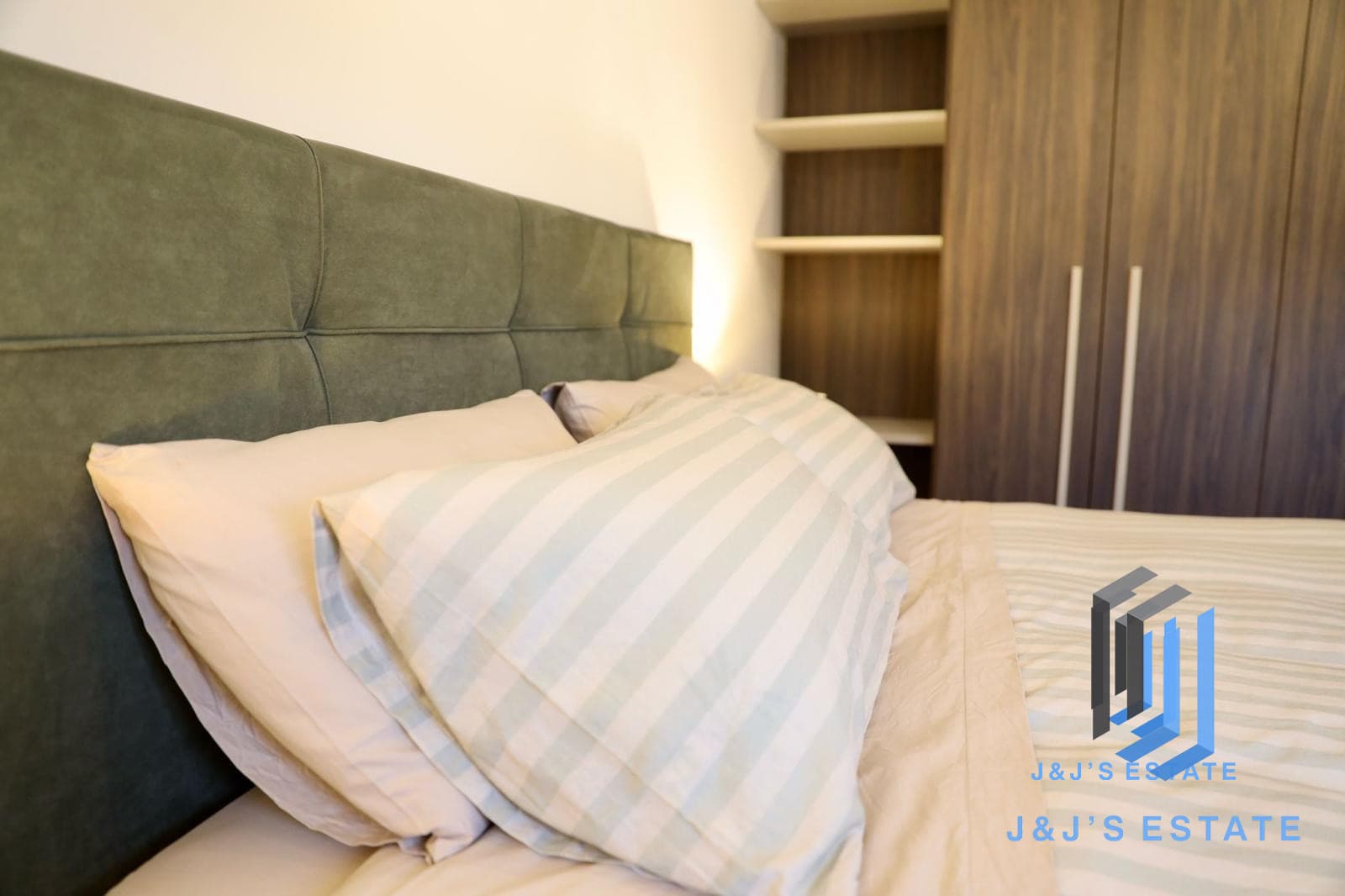 Furnished 3-Bedroom Corner Apartment with ODZ Views - Marsaxlokk · 10