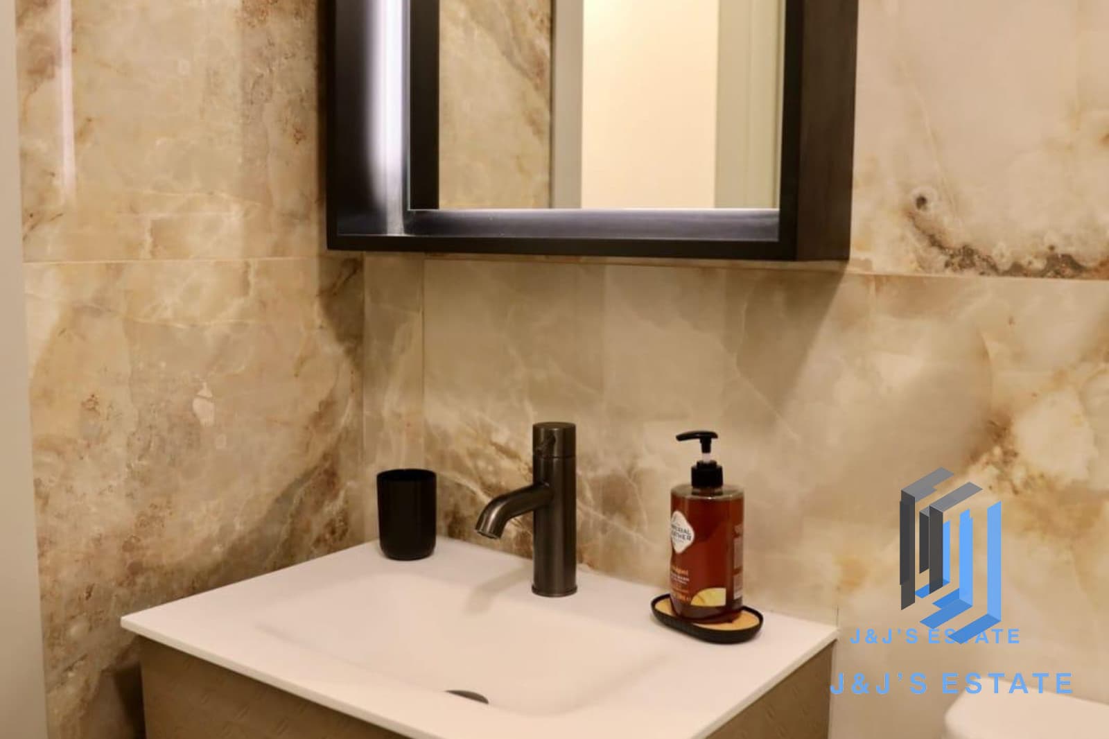 Furnished 3-Bedroom Corner Apartment with ODZ Views - Marsaxlokk · 24