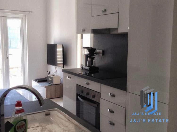 Bright 3-Bedroom Apartment in the Heart of Sliema · 2