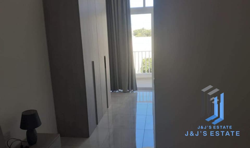 Modern 2-Bedroom Apartment with Backyard in Iklin · 11