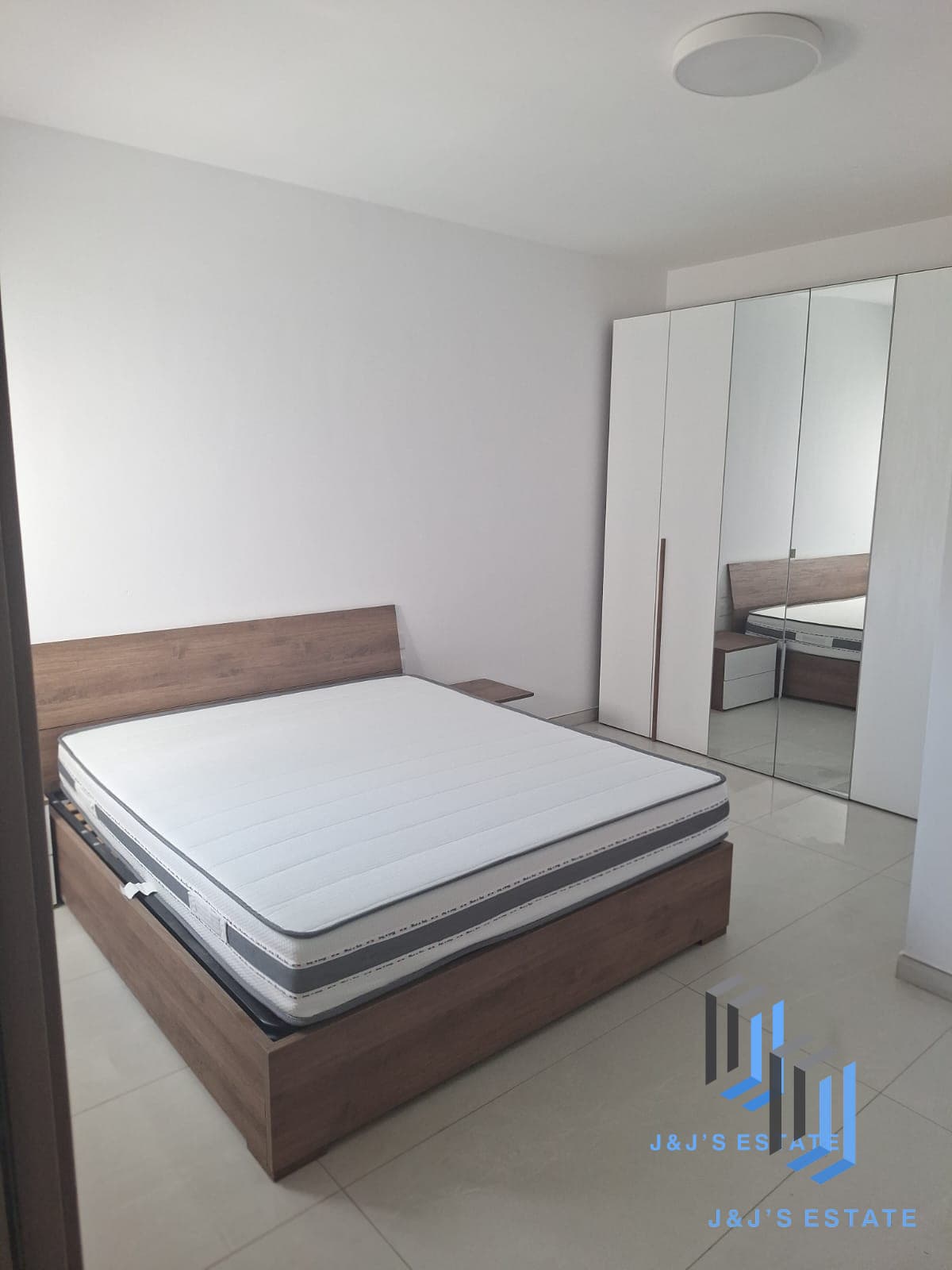 Modern 1-Bedroom Apartment in Msida · 2
