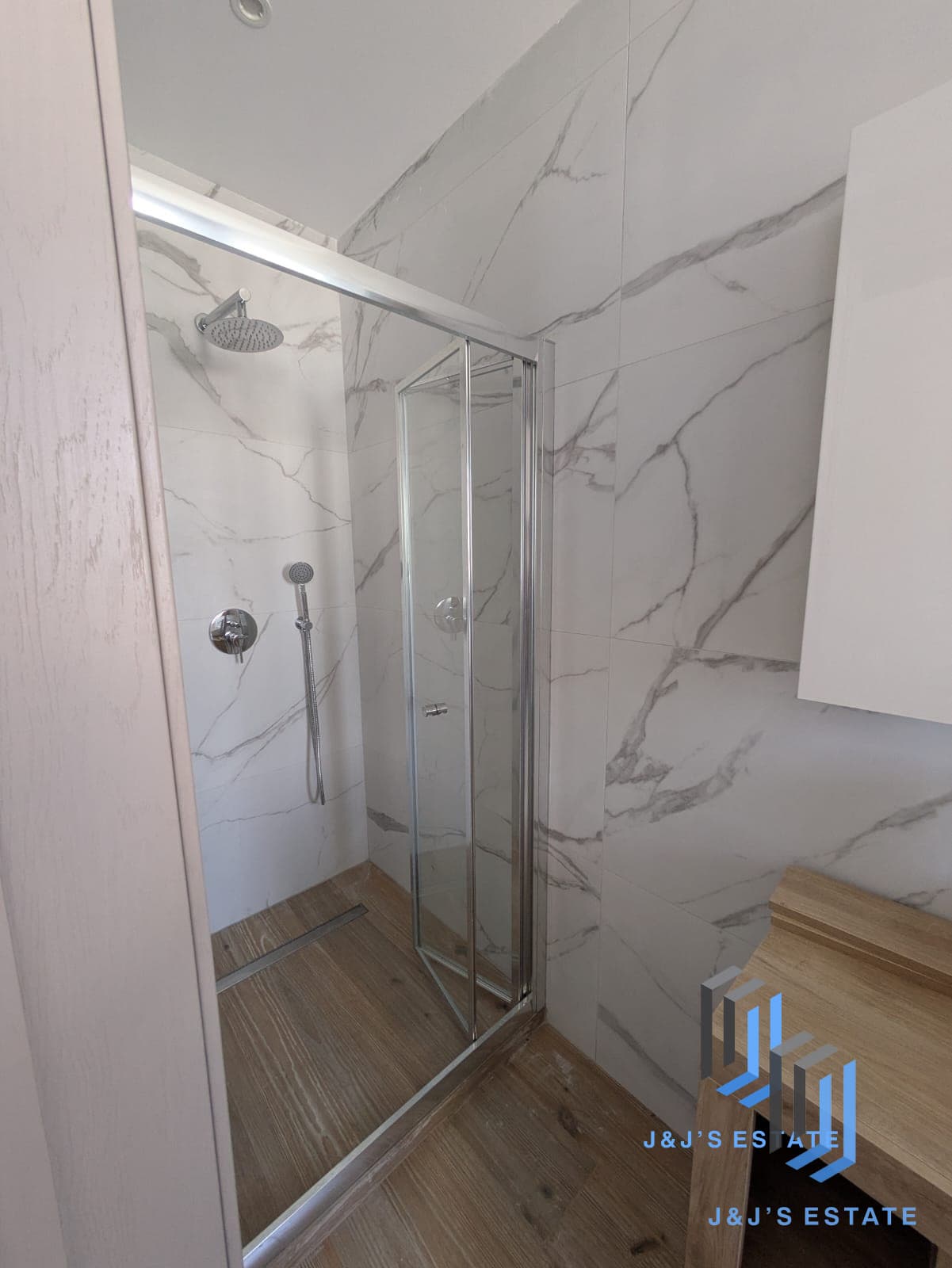 Spacious 3-Bedroom Apartment in Msida · 6
