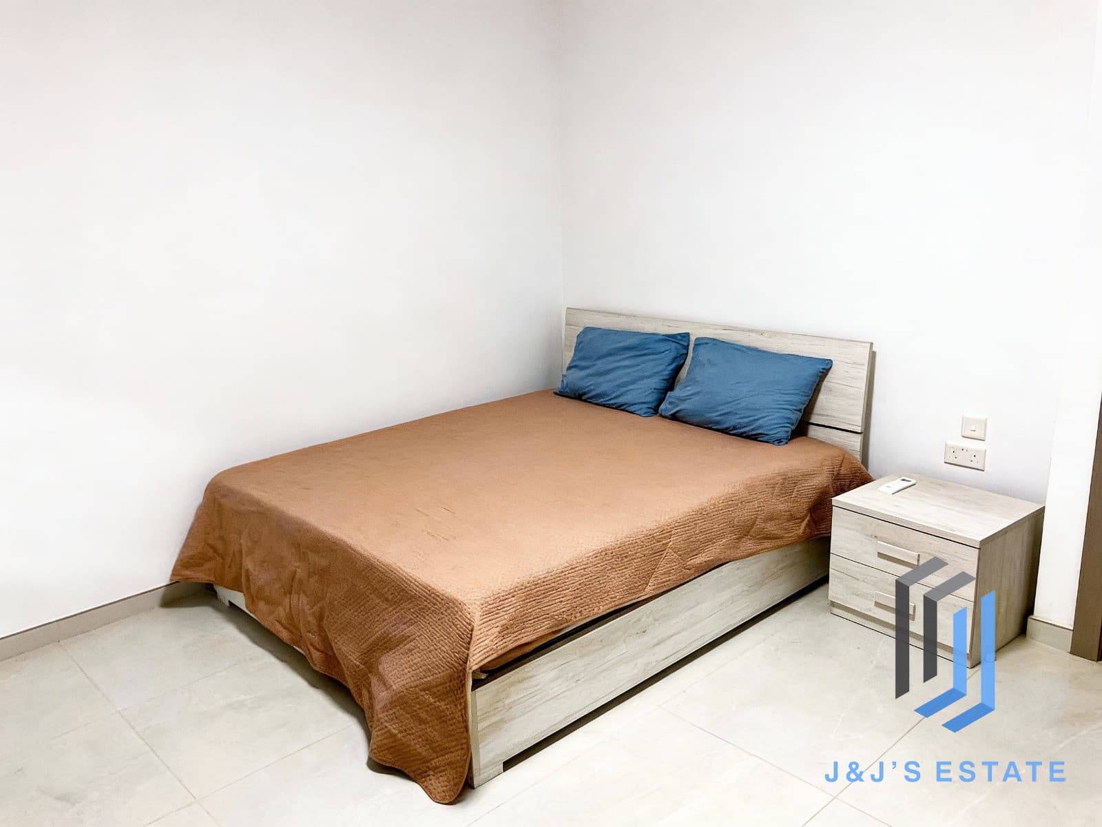 Spacious 3-Bedroom Apartment in Msida · 9