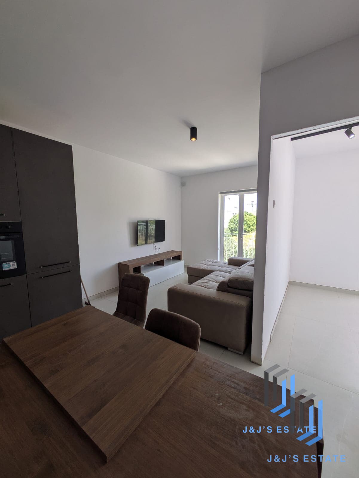 3 bedrooms · Apartment in Msida