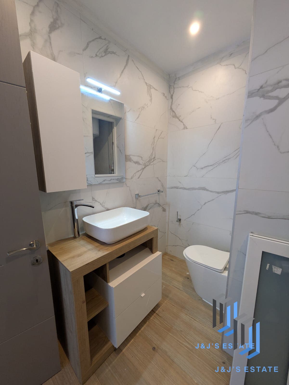 Spacious 3-Bedroom Apartment in Msida · 9