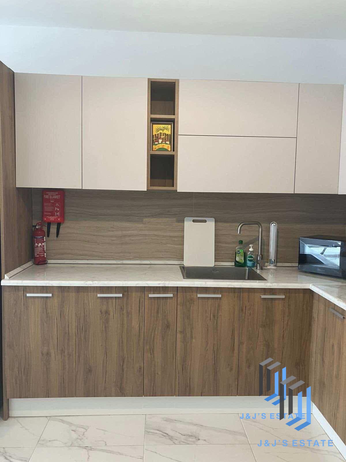 Bright & Modern 2-Bedroom Apartment in St Paul’s Bay · 2