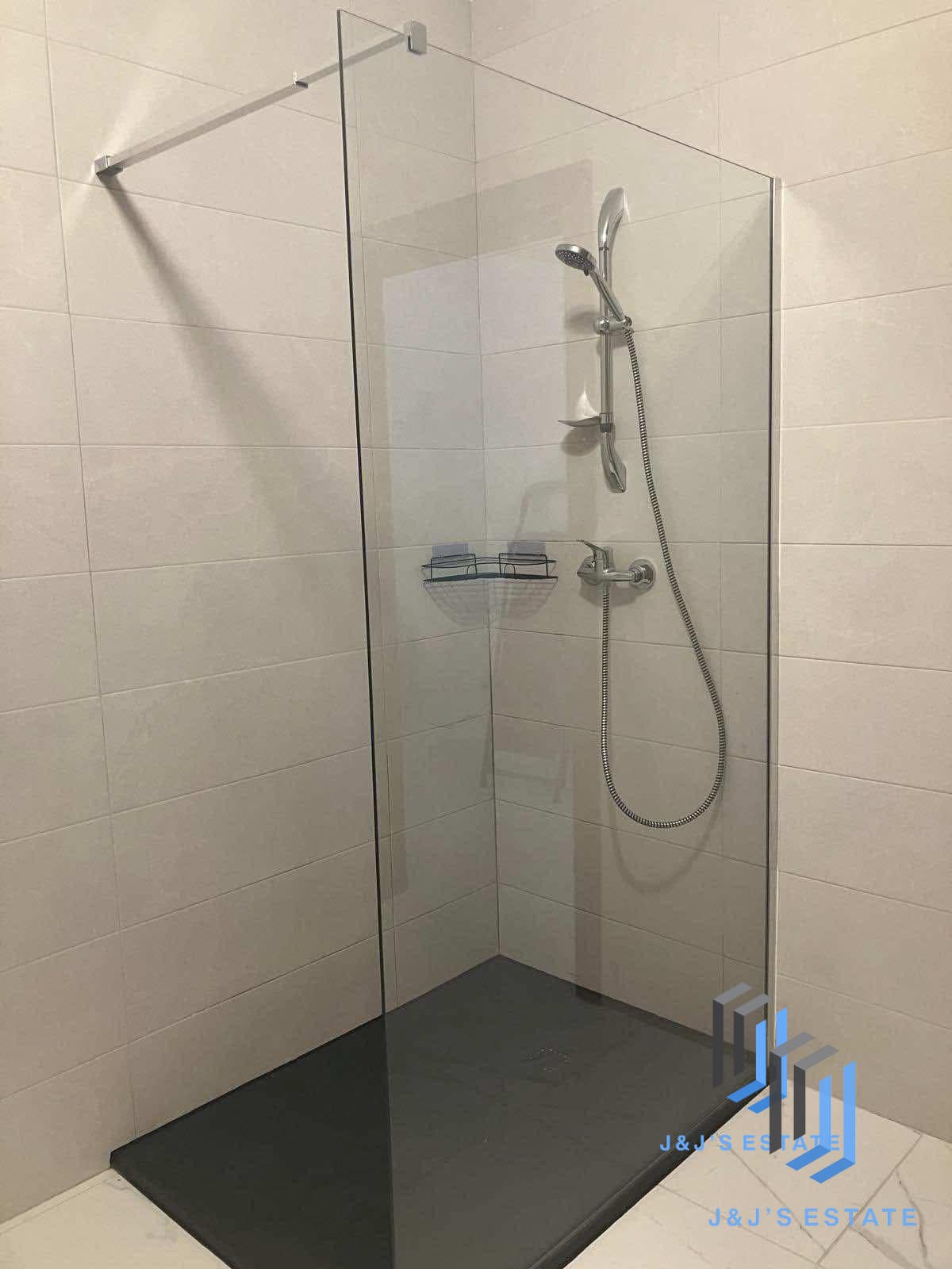 Bright & Modern 2-Bedroom Apartment in St Paul’s Bay · 7