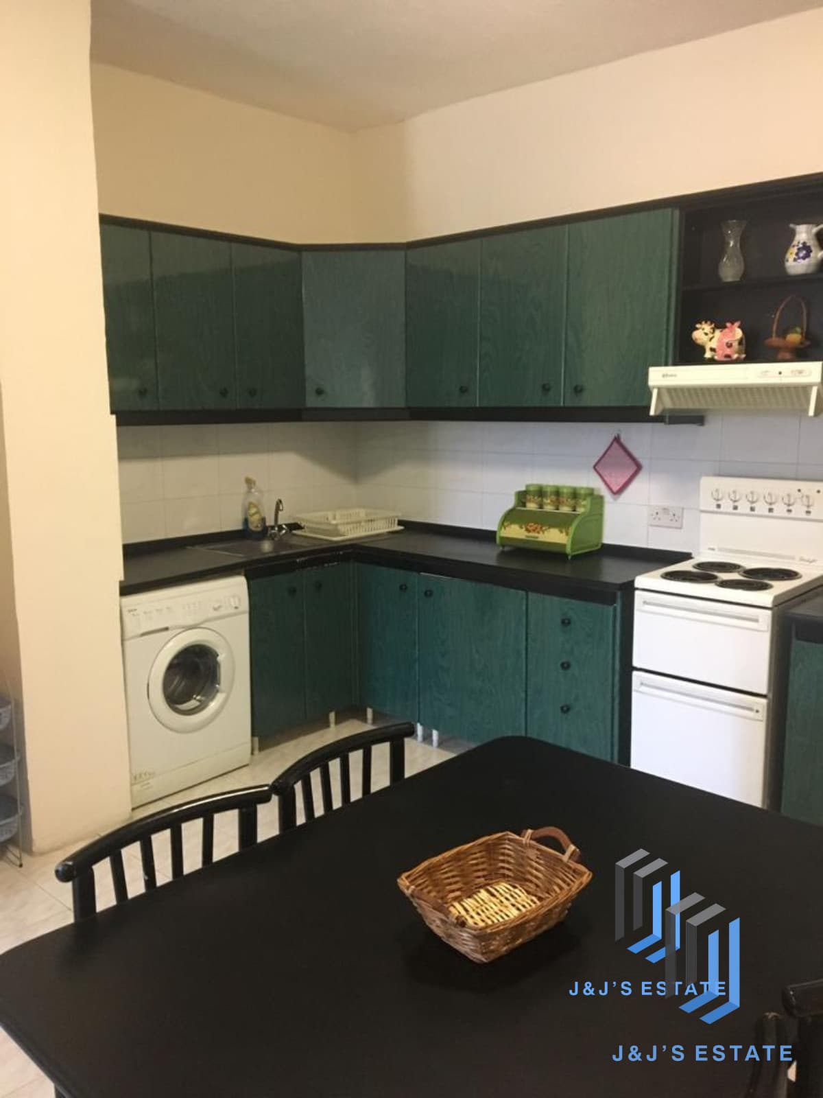 1-Bedroom Apartment for Rent in Sliema – Tigné Palace · 4
