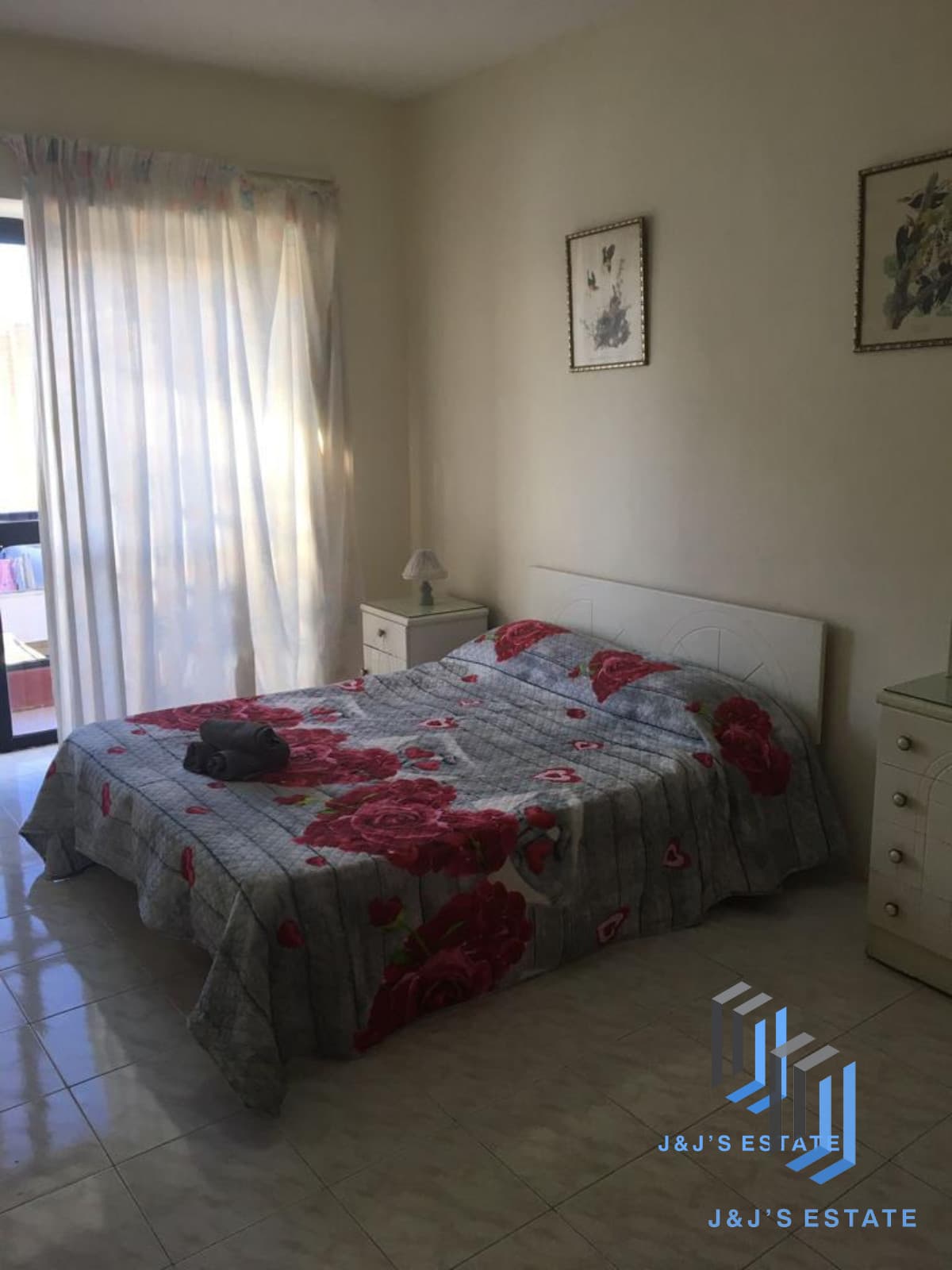 1-Bedroom Apartment for Rent in Sliema – Tigné Palace · 6