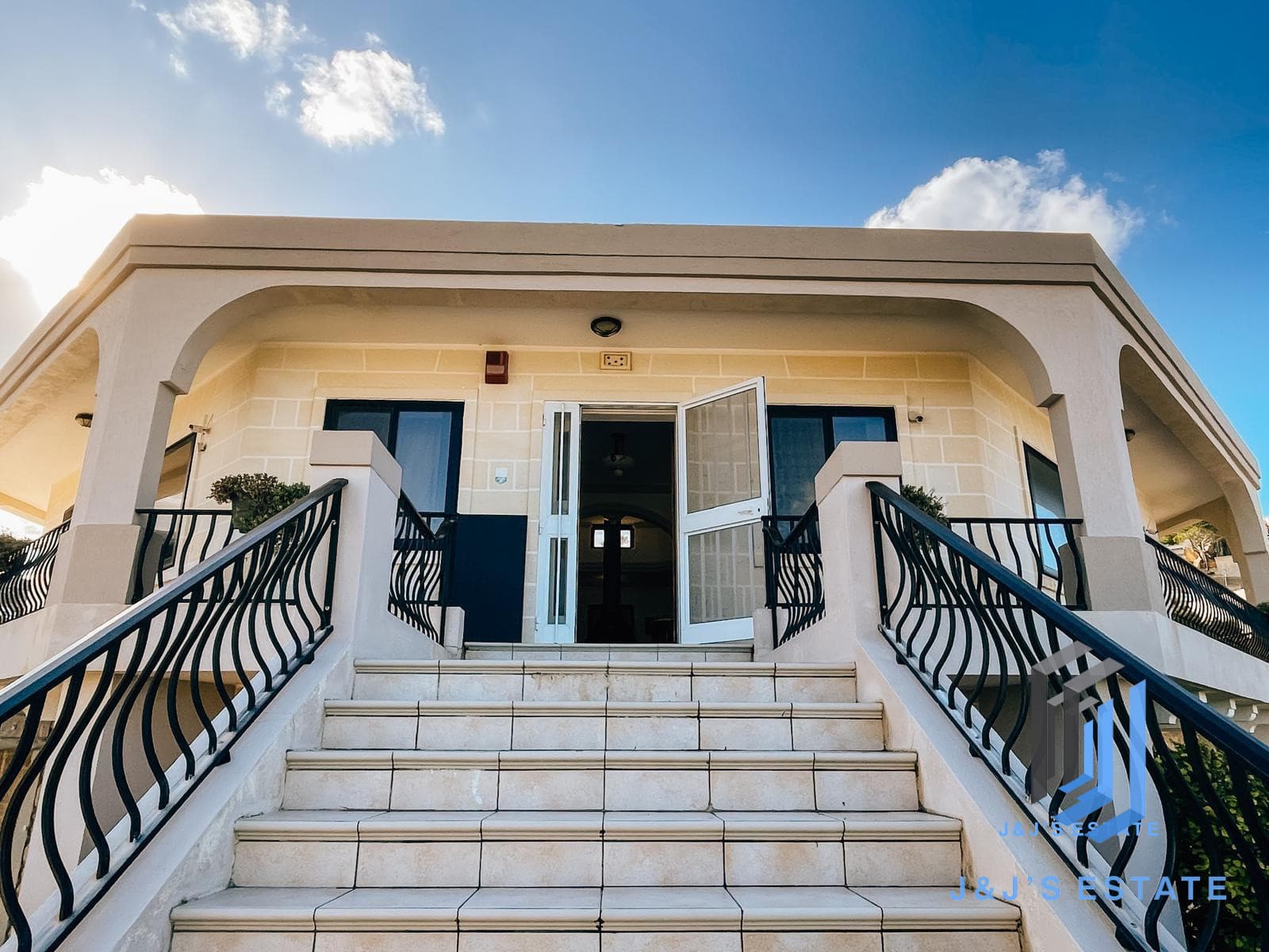 5 bedrooms · Villa in Mellieha
