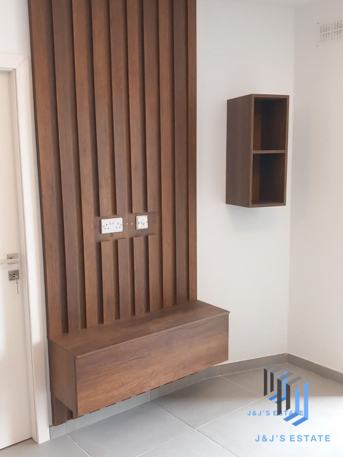 Stylish 2-Bedroom Apartment in St. Julians · 7