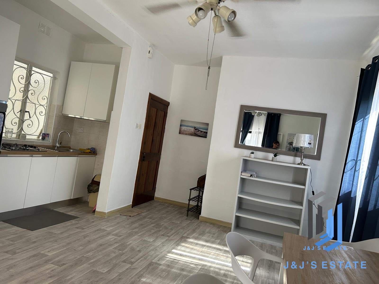 Bright & Modern 1-Bedroom Apartment in Msida · 3